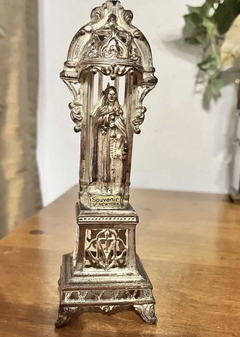Antique 1950s St. Therese Cathedral Shrine. Souvenir Of New York. 7” *Rare Find*