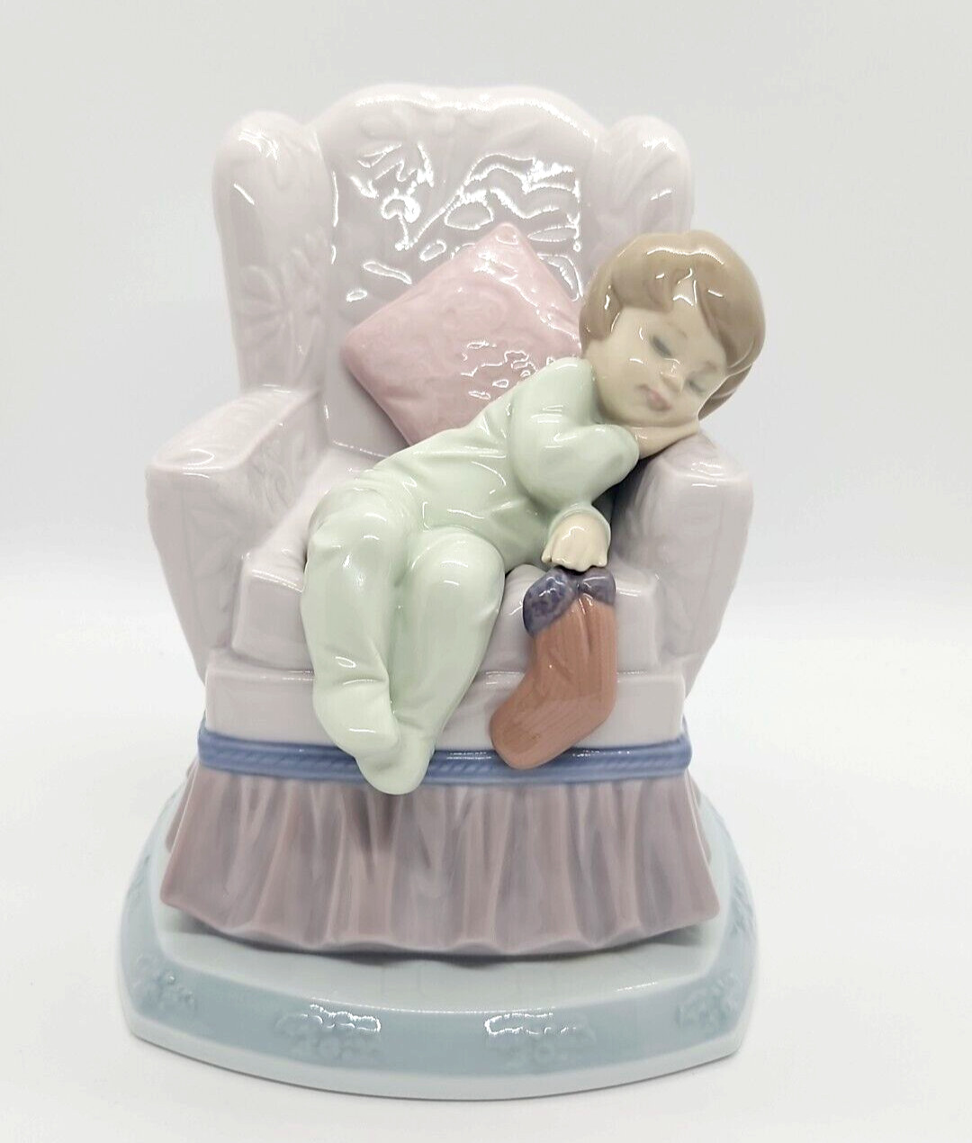 Lladró 6667 Visions of Sugars Plums - Night Before Christmas Series MINT wBOX