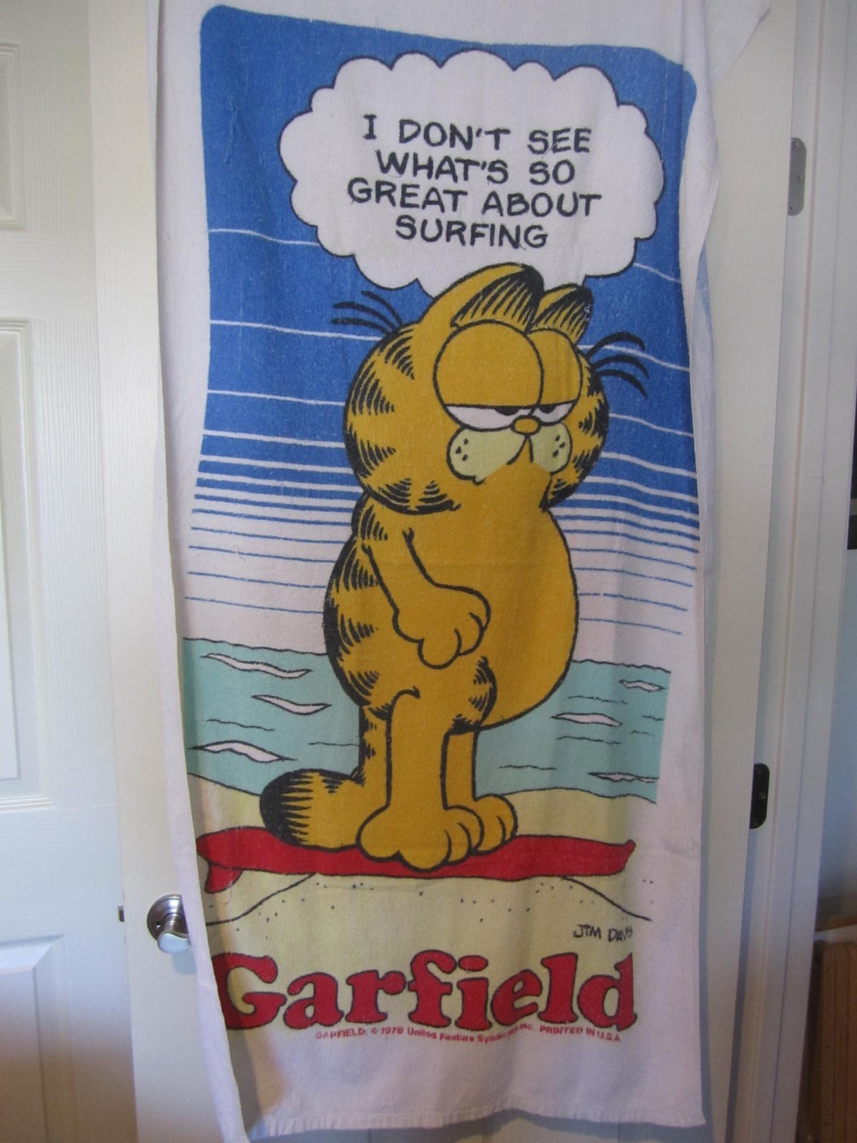 VINTAGE 1978 JIM DAVIS GARFIELD BEACH TOWEL UNITED FEATURE SYNDICATE, INC. VINTAGE 1978 JIM DAVIS GARFIELD BEACH TOWEL UNITED FEATURE SYNDICATE, INC.