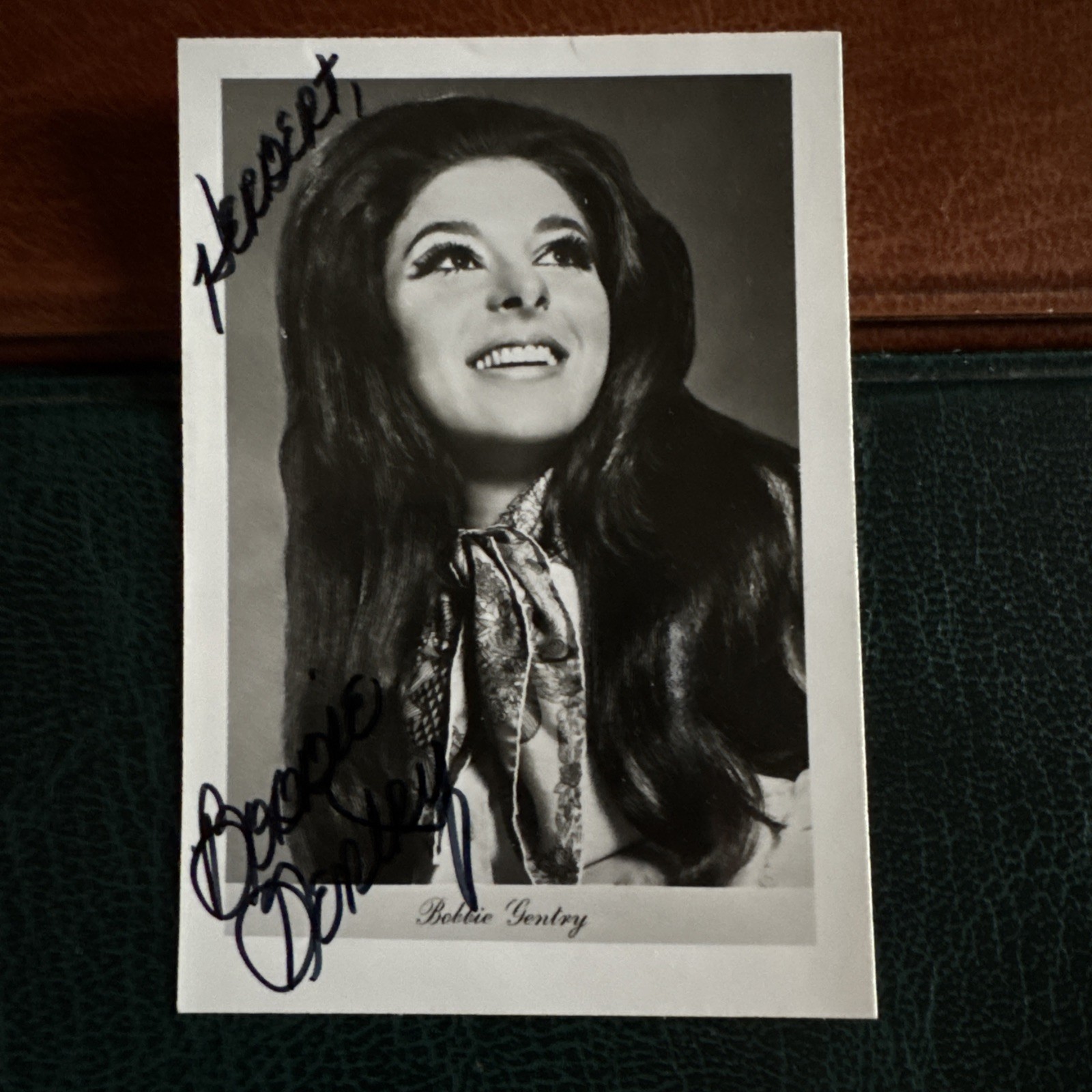 (BF5) RARE BOBBIE GENTRY VINTAGE SIGNED AUTOGRAPH SINGER ODE TO BILLIE JOE