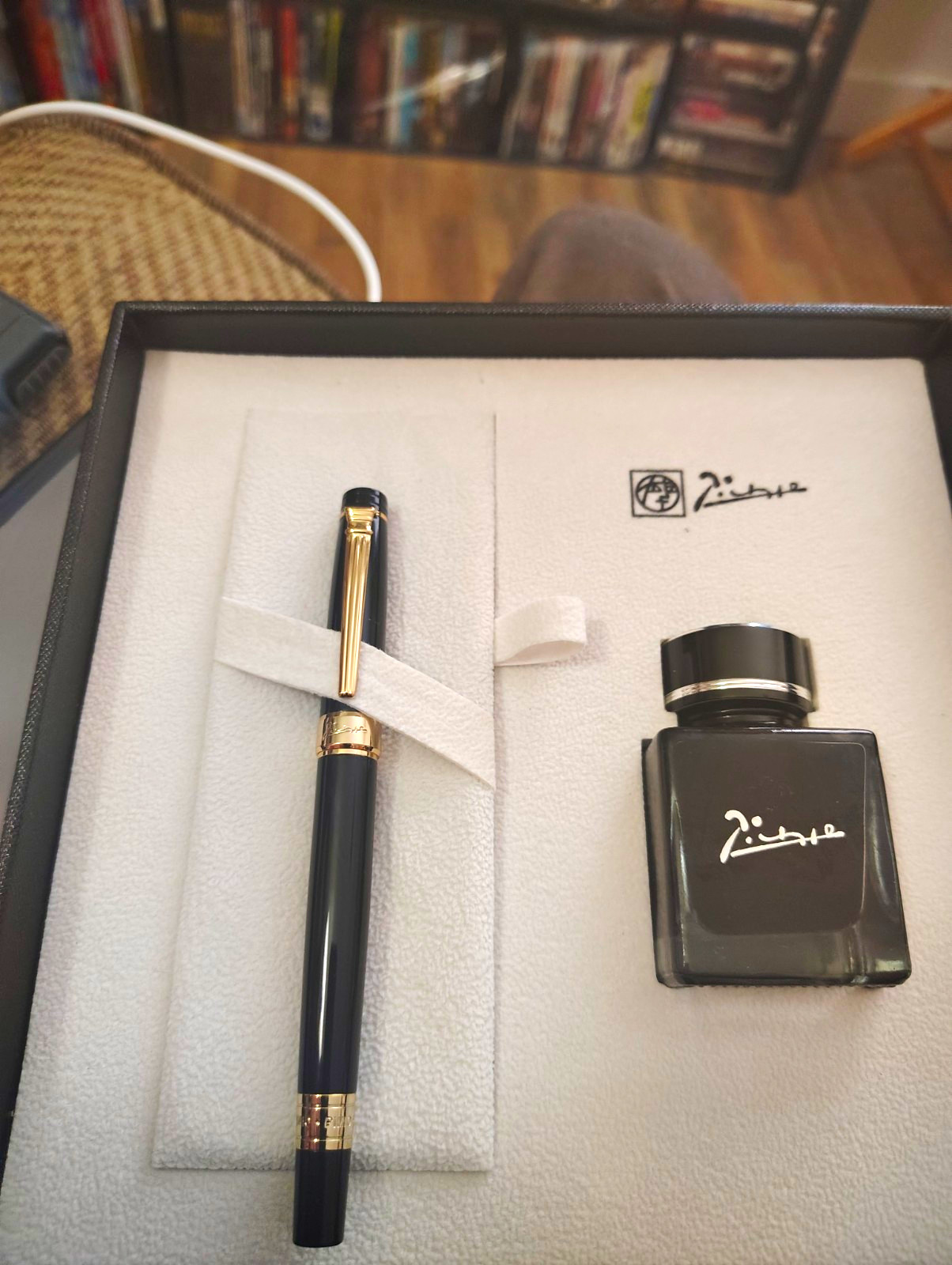 +Brand New Picasso Pimio Fountain Pen in a gift box and outer protection sleeve