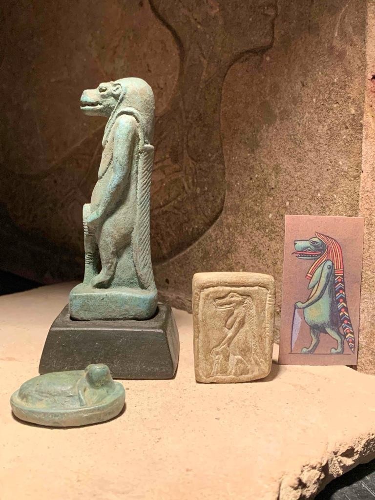 Egyptian statue Taweret - Hippopotamus.Protector Goddess of childbirth + amulet.