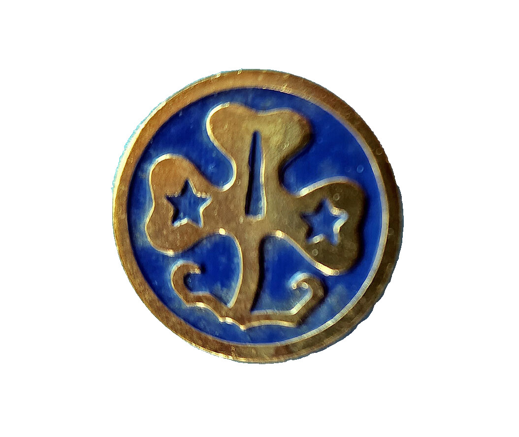 PIN Girl Scouts Vintage 1956 WAGGGS with Trefoil on Blue Enamel