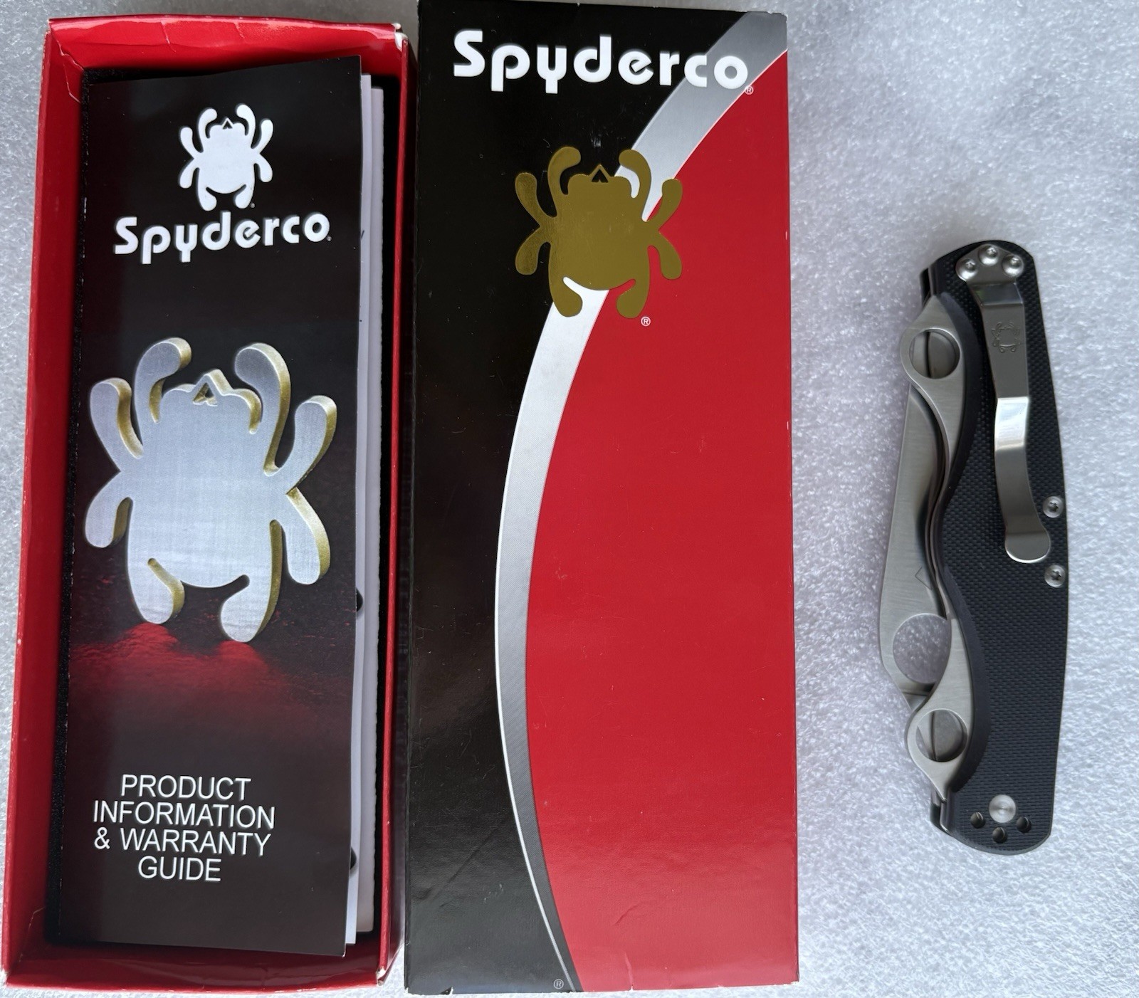 Spyderco (three) CLIPITOOL Knife C208GP NIB G10 Black Scales with info pamphlet Spyderco (three) CLIPITOOL Knife C208GP NIB G10 Black Scales with info pamphlet