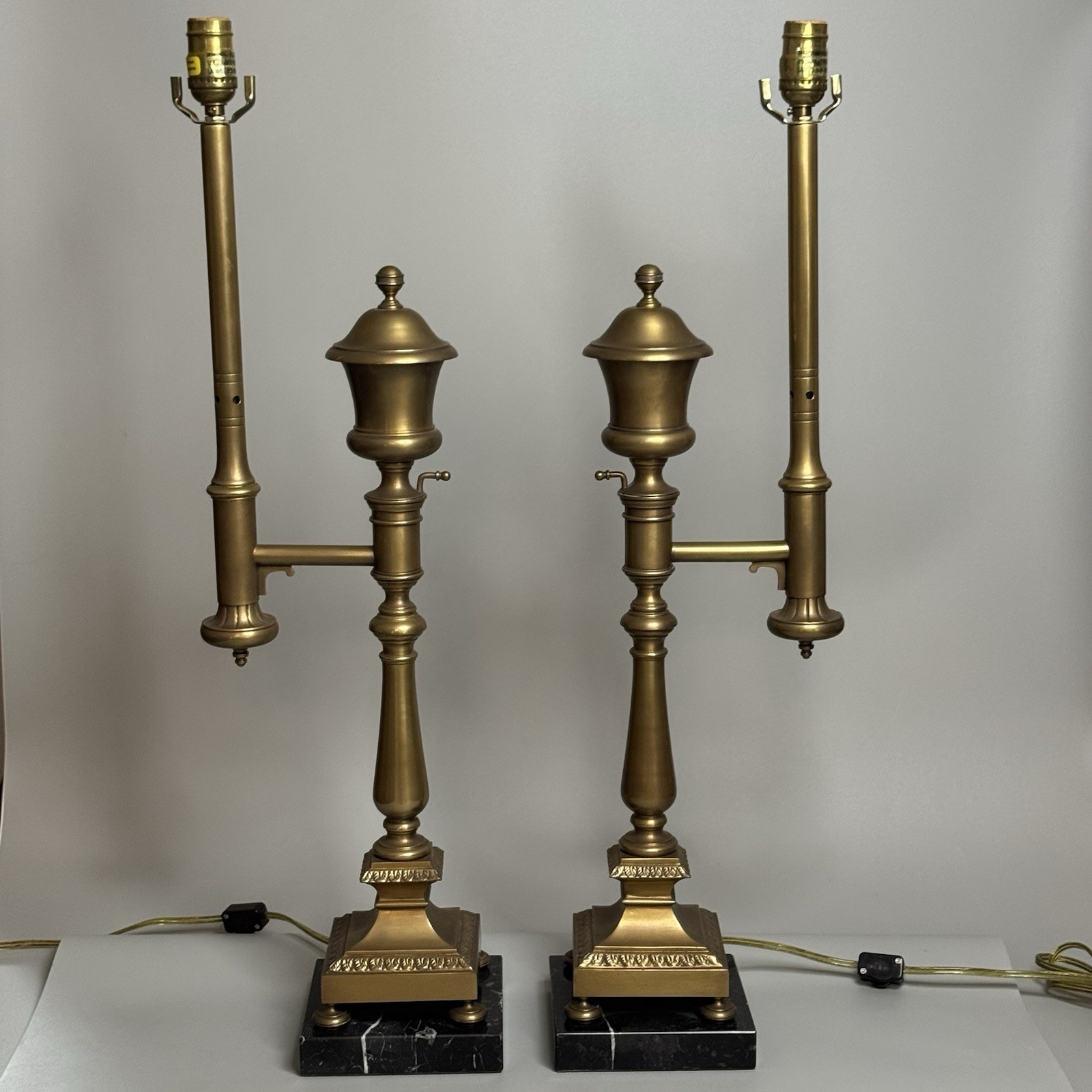 1979 Chapman Brass Marble Chippendale Argand Offset Banquet Buffet Lamps 31