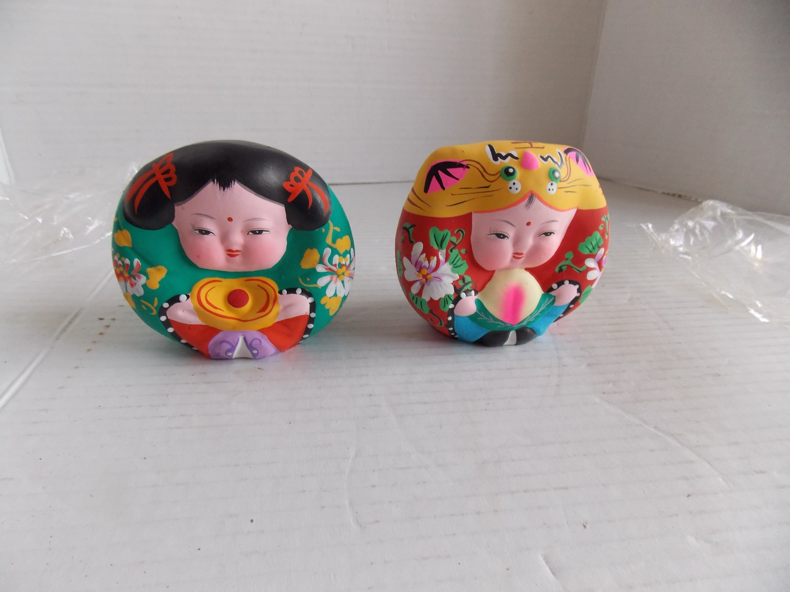 2 x Vintage Huishan Clay Figures, Black Clay, Rare 3,5\