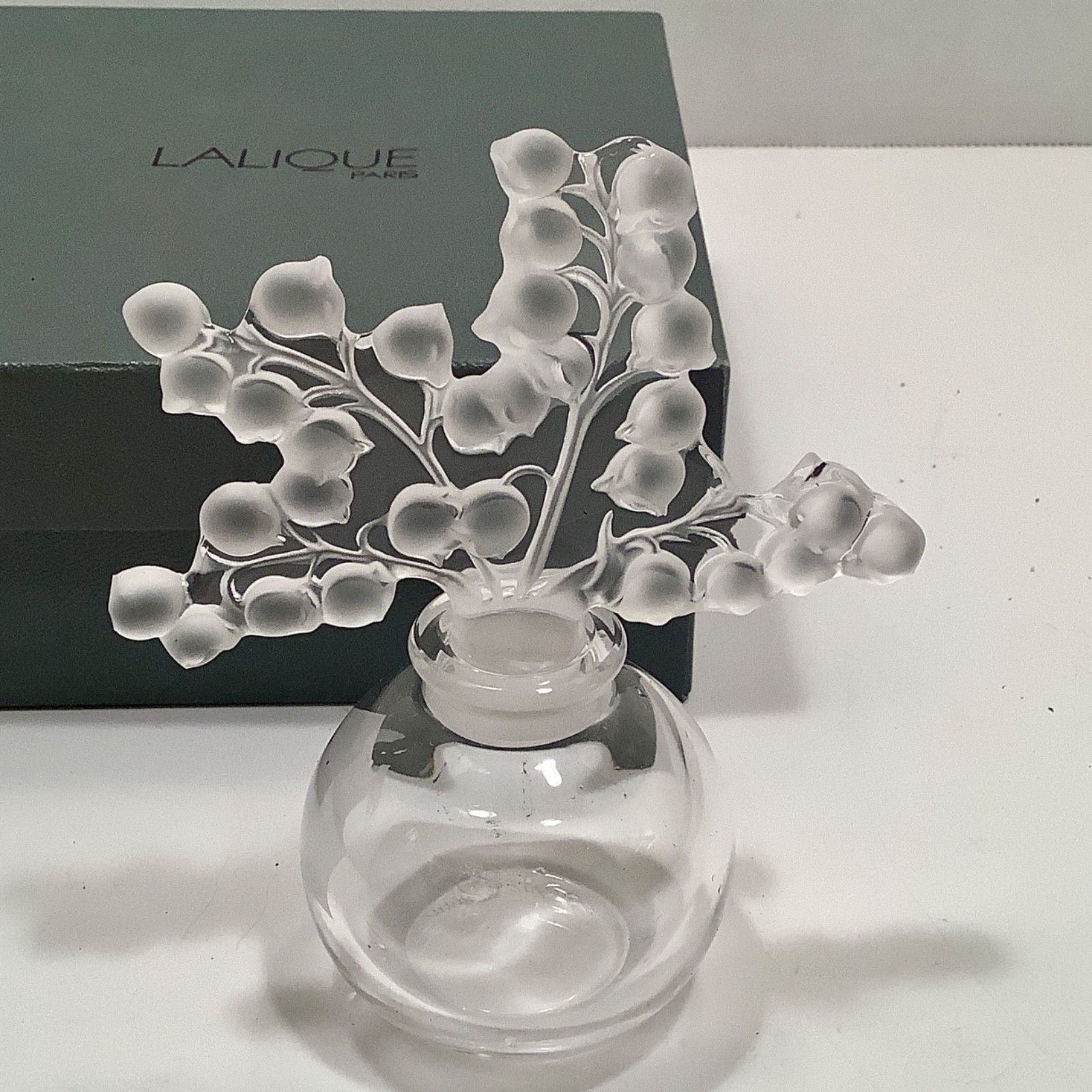 Lalique Perfume Bottle Vintage Lily of the Valley w Box Clear Crystal Lalique Perfume Bottle Vintage Lily of the Valley w Box Clear Crystal