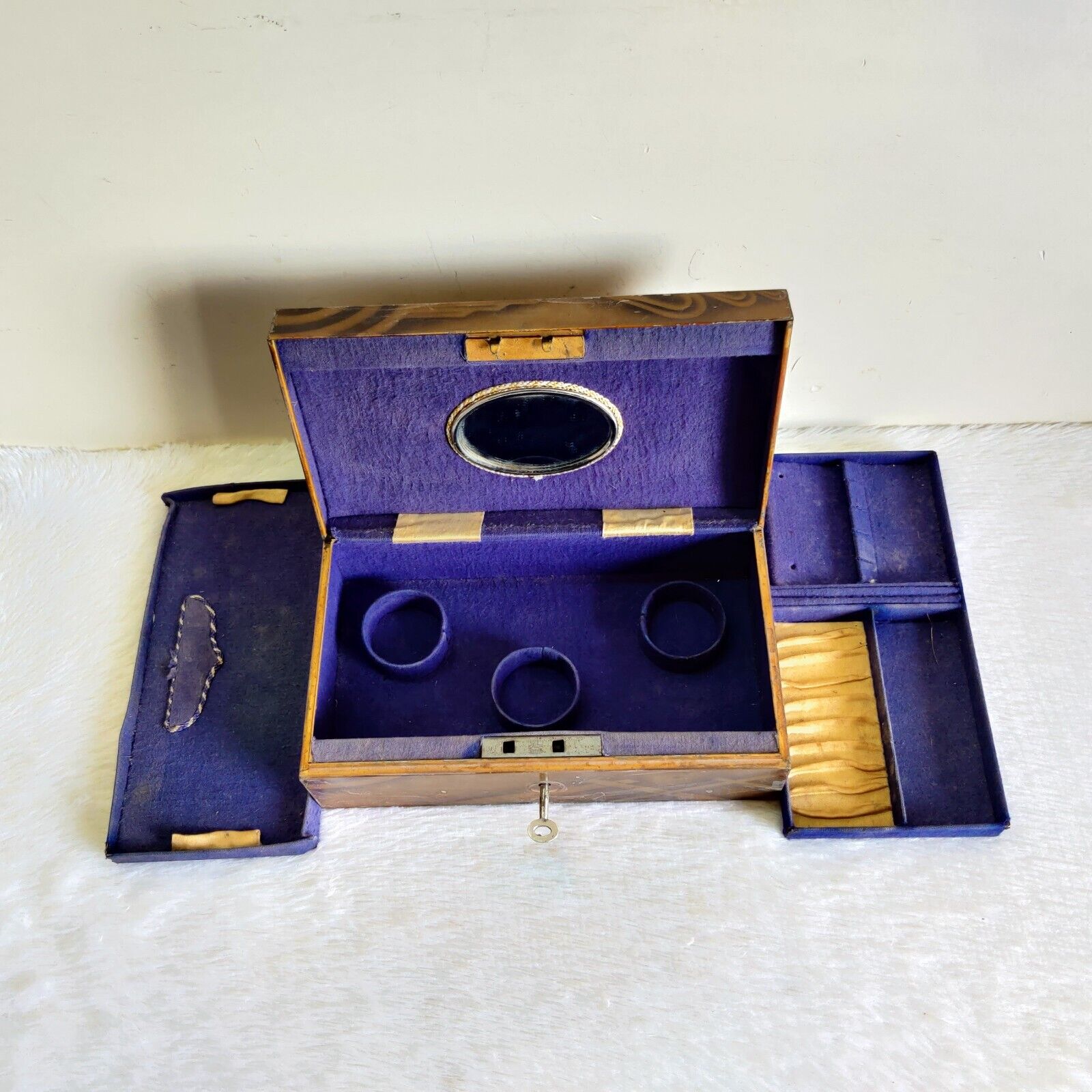 Vintage Gun Brand 3 Compartment Belgium Mirror Jewellery Box Original Key TB1713