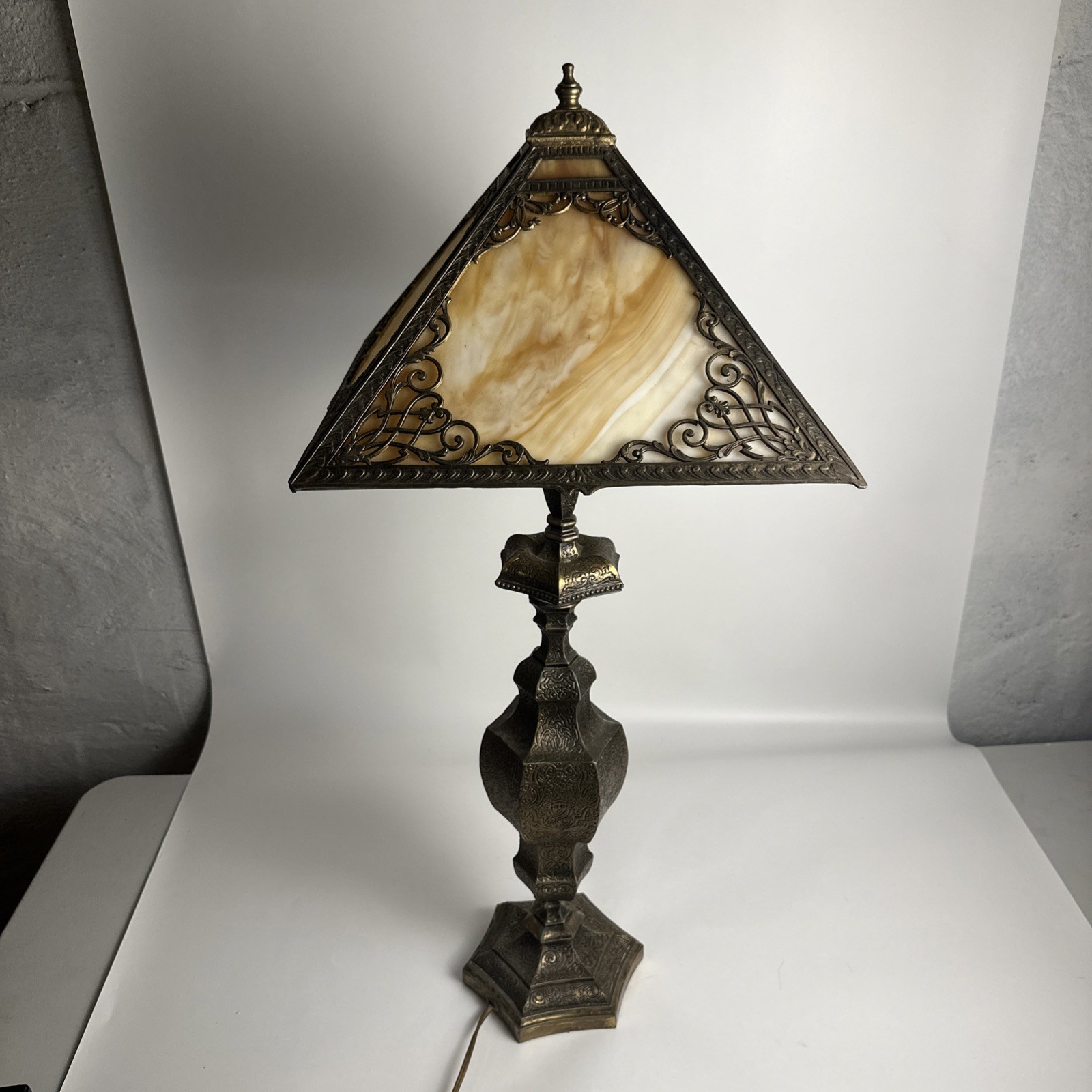 Fabulous Antique Slag Glass Table Lamp Bronze Ornamental Square Orange