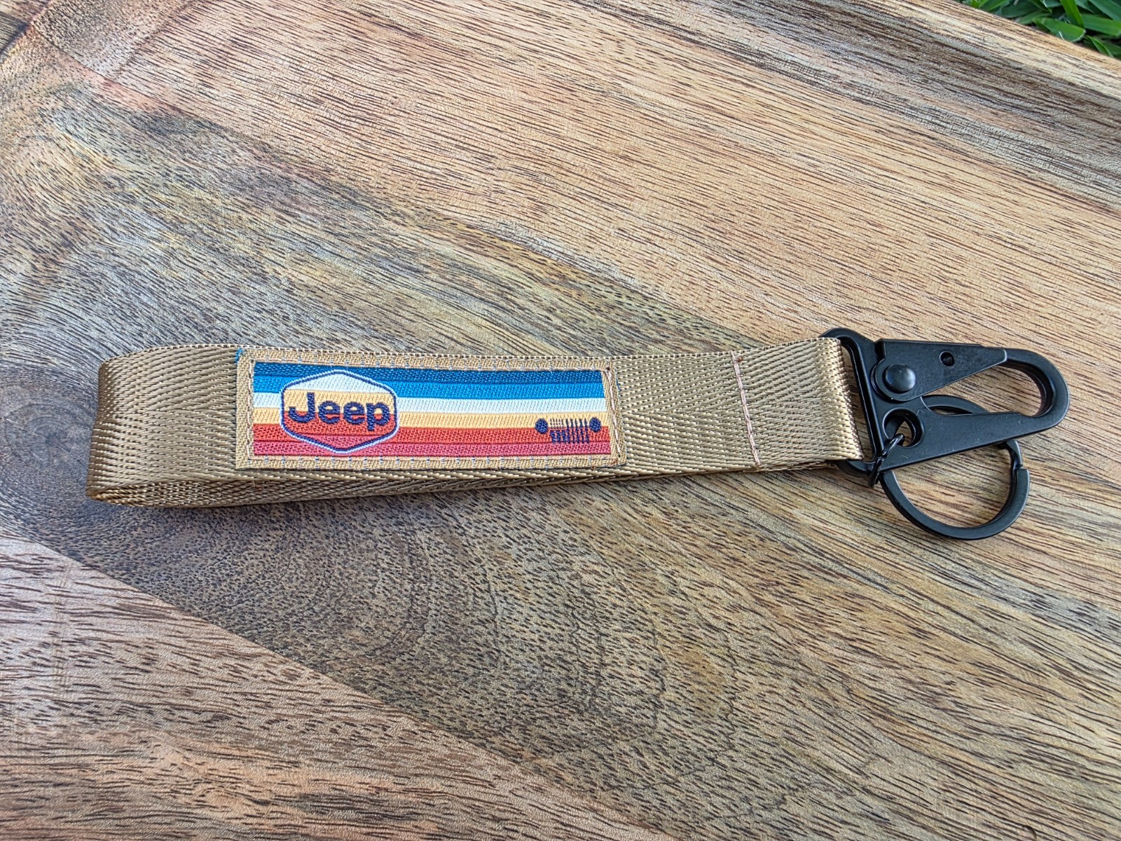 Tan Jeep Retro Style Wristlet Keychain Lanyard