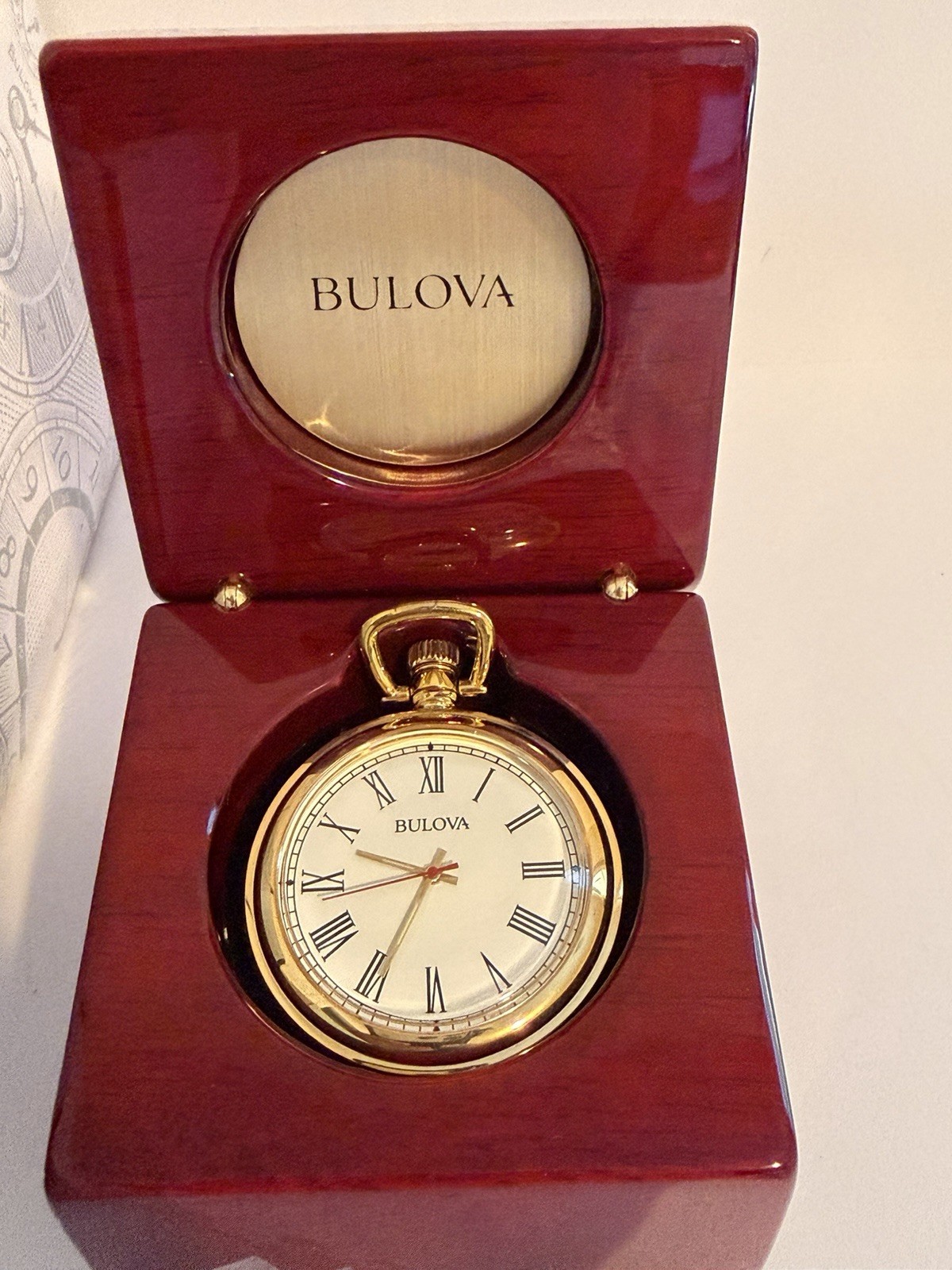 Bulova B2662 Ashton Gold Tone Pocket Watch Chain Mahogany Wood Box