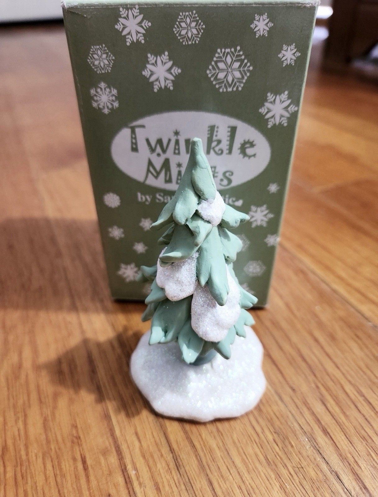 Vtg Sarah’s Attic Twinkle Mints Snowy Pine Christmas Figurine