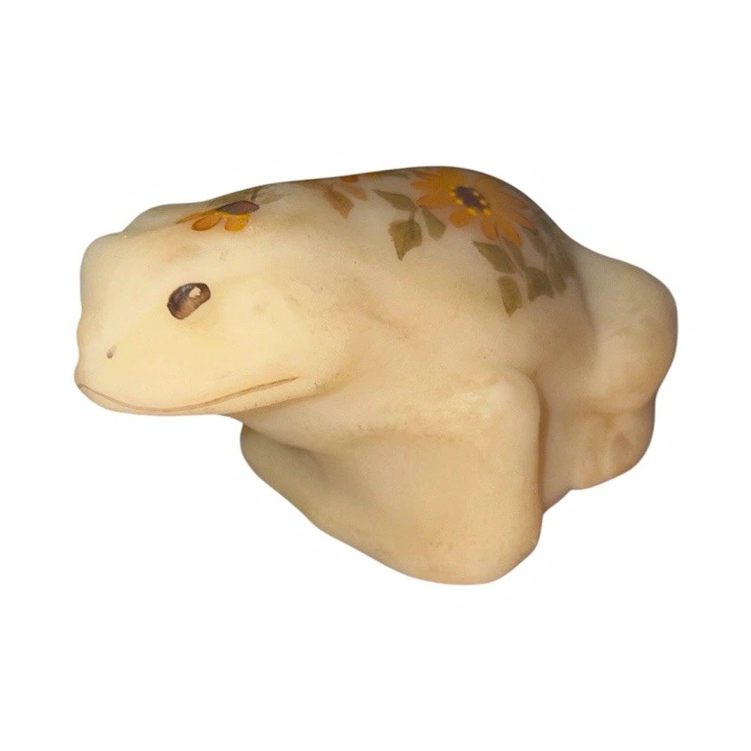 Vintage Fenton Custard Uranium Glass Frog Figurine Hand Painted K Boley Vintage Fenton Custard Uranium Glass Frog Figurine Hand Painted K Boley