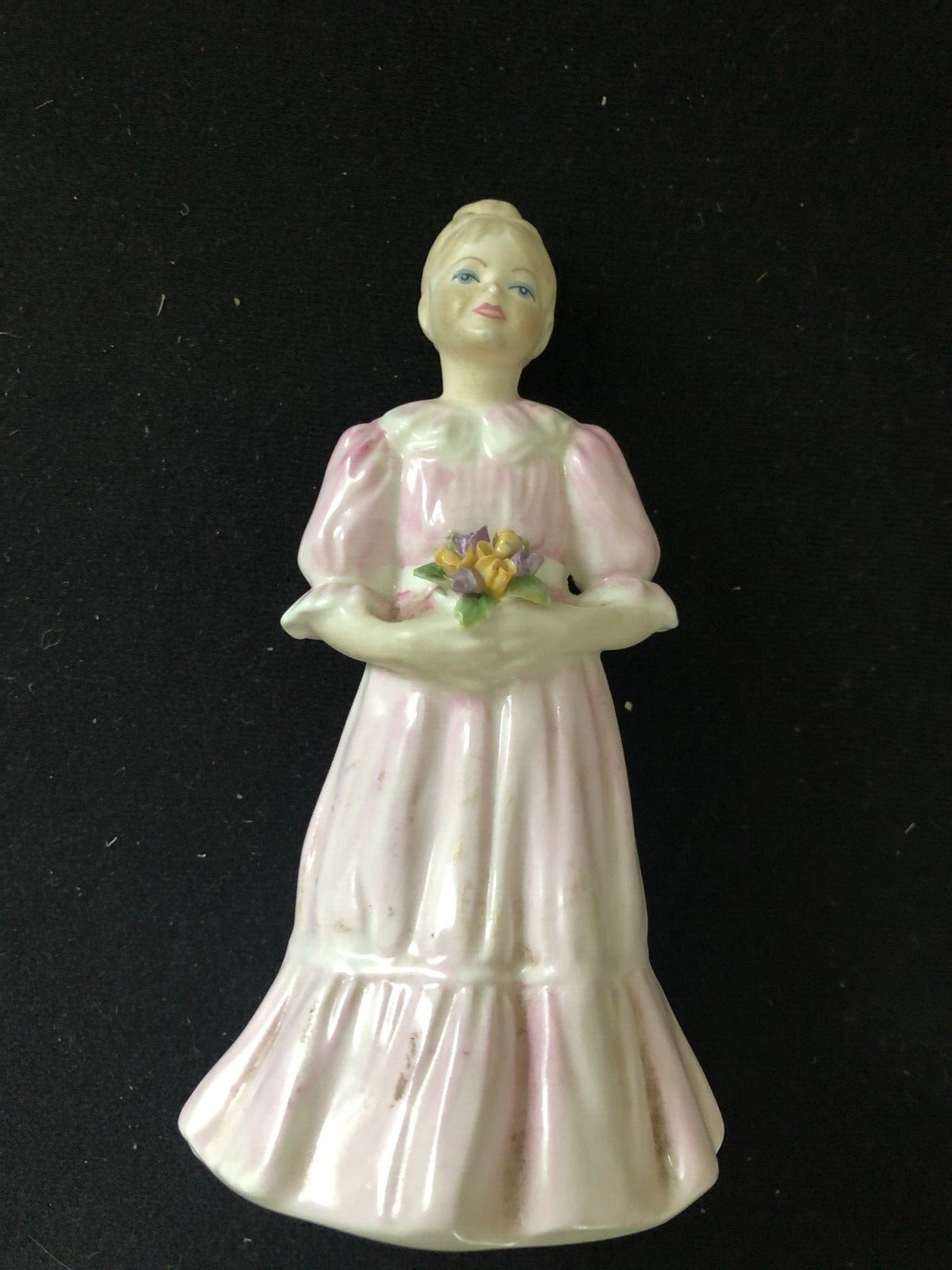 Vintage Coalport Flower Girl Porcelain statue, 7 Inch, Made in England