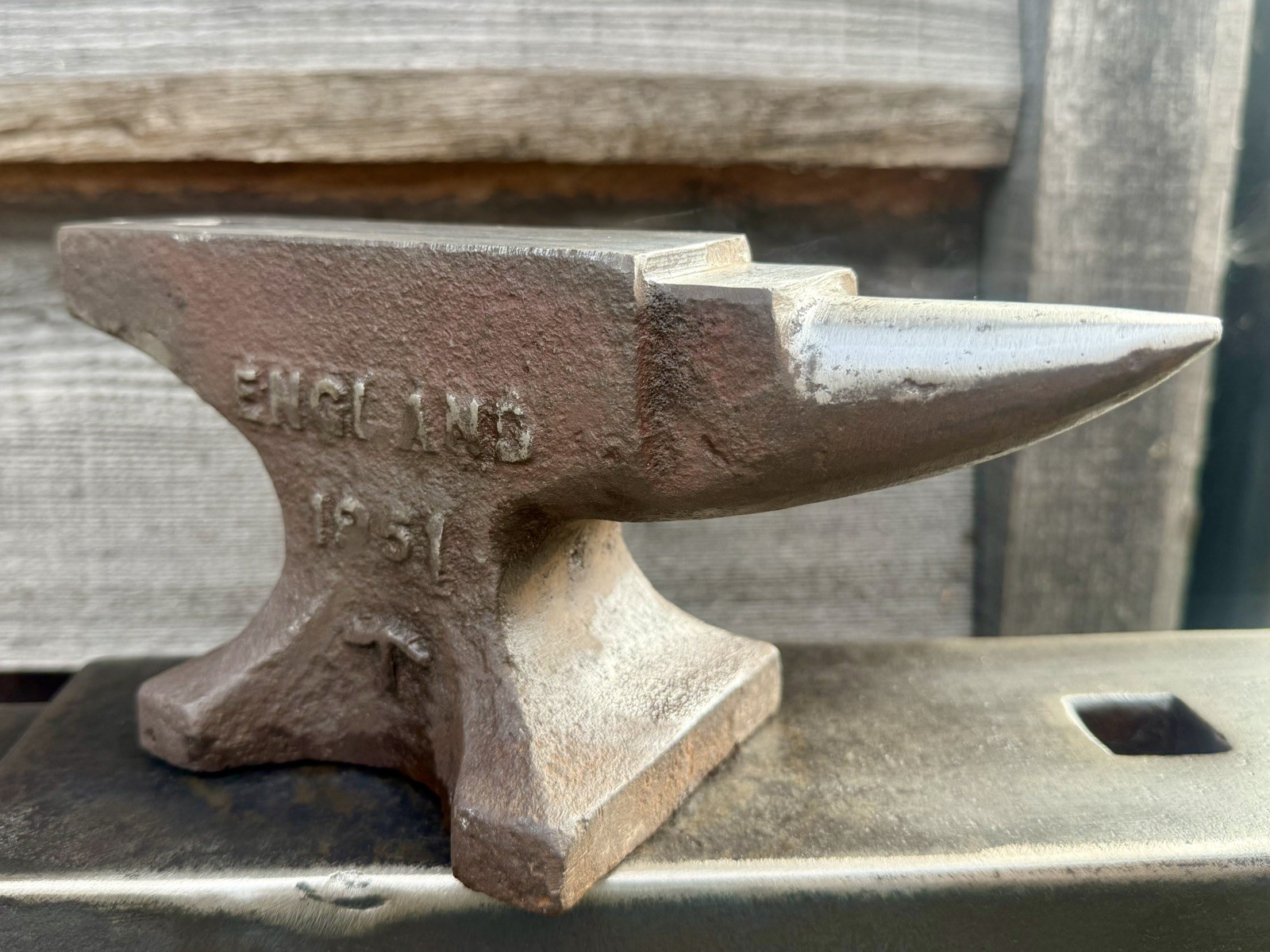 1951 John Brooks 11lb Military Issue Cast Iron Blacksmiths Anvil Broad Arrow