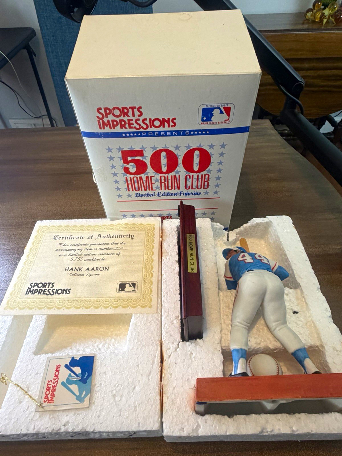 Sports Impressions 500 Home Run Club Hank Aaron Figurine w/ COA 8in