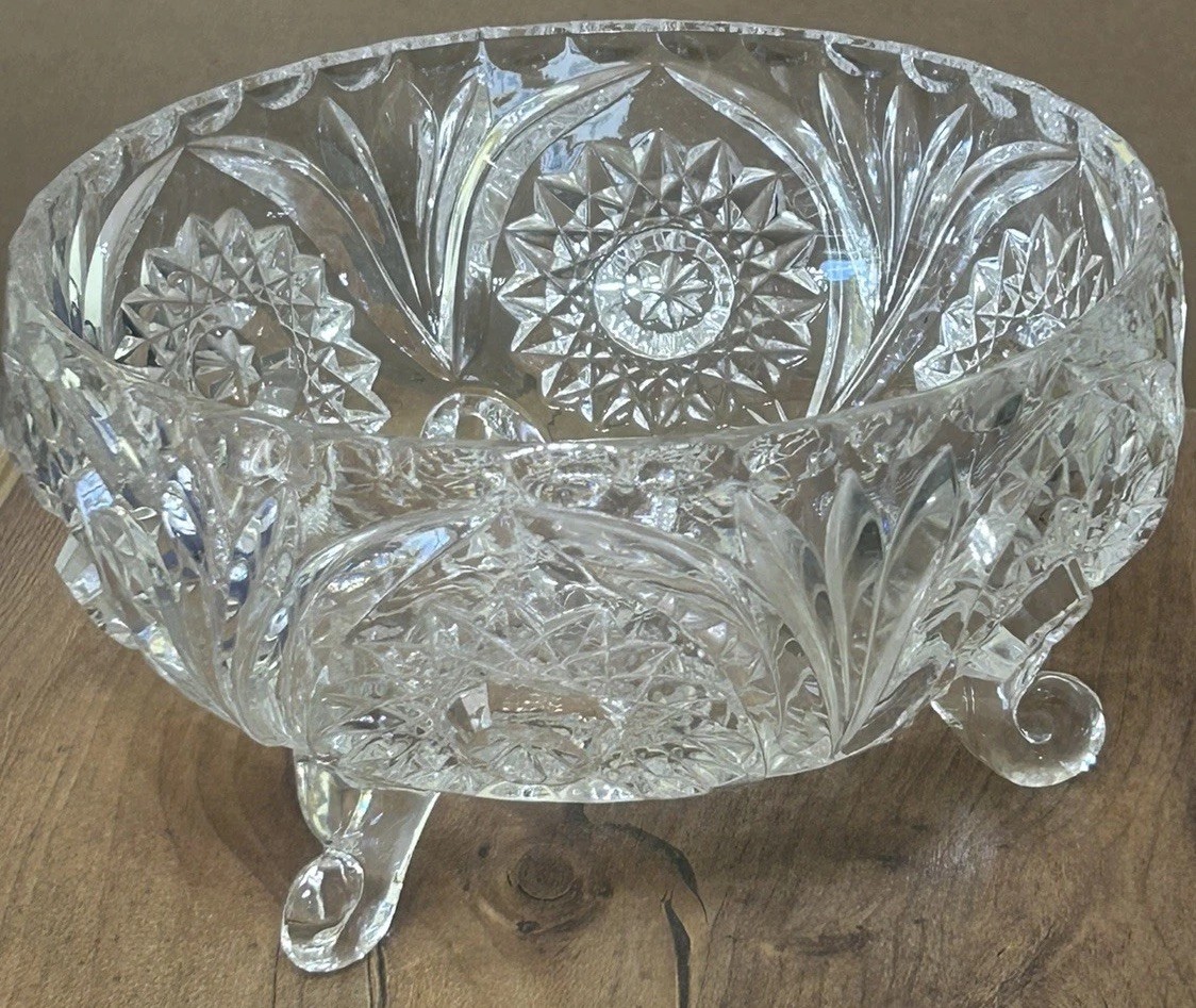 Vtg Crystal Glass Bowl Elegant 3 Foot Candy Dish Trinkets Decor Centerpiece