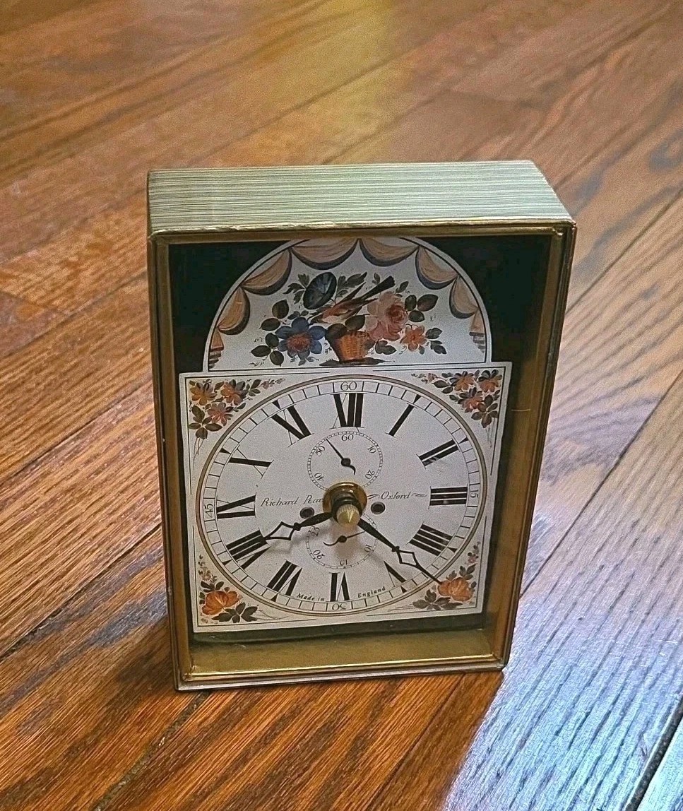 ROGER LASCELLES CLOCKS London Quartz Vintage Clock Works Great ROGER LASCELLES CLOCKS London Quartz Vintage Clock Works Great