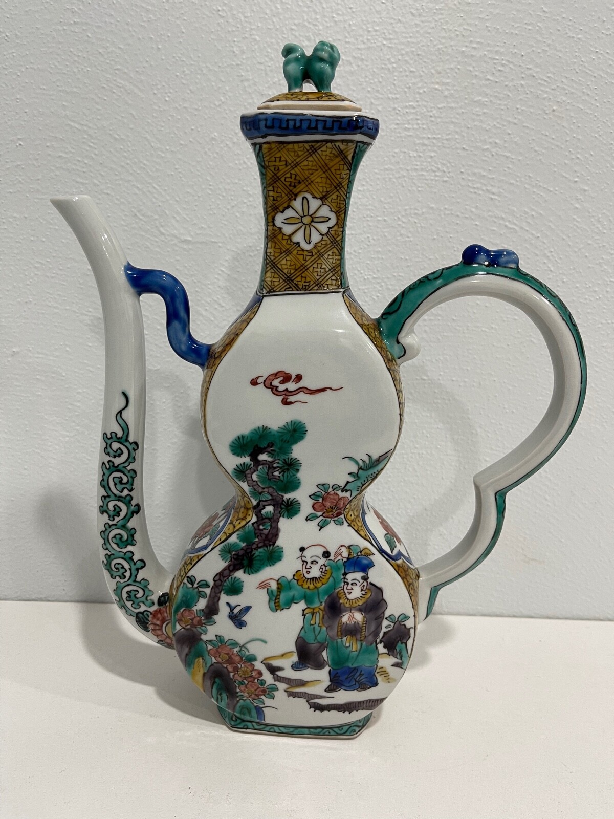 Antique Japanese Ko-Kutani Porcelain Wine Ewer Teapot Double Gourd Fuku Mark Antique Japanese Ko-Kutani Porcelain Wine Ewer Teapot Double Gourd Fuku Mark