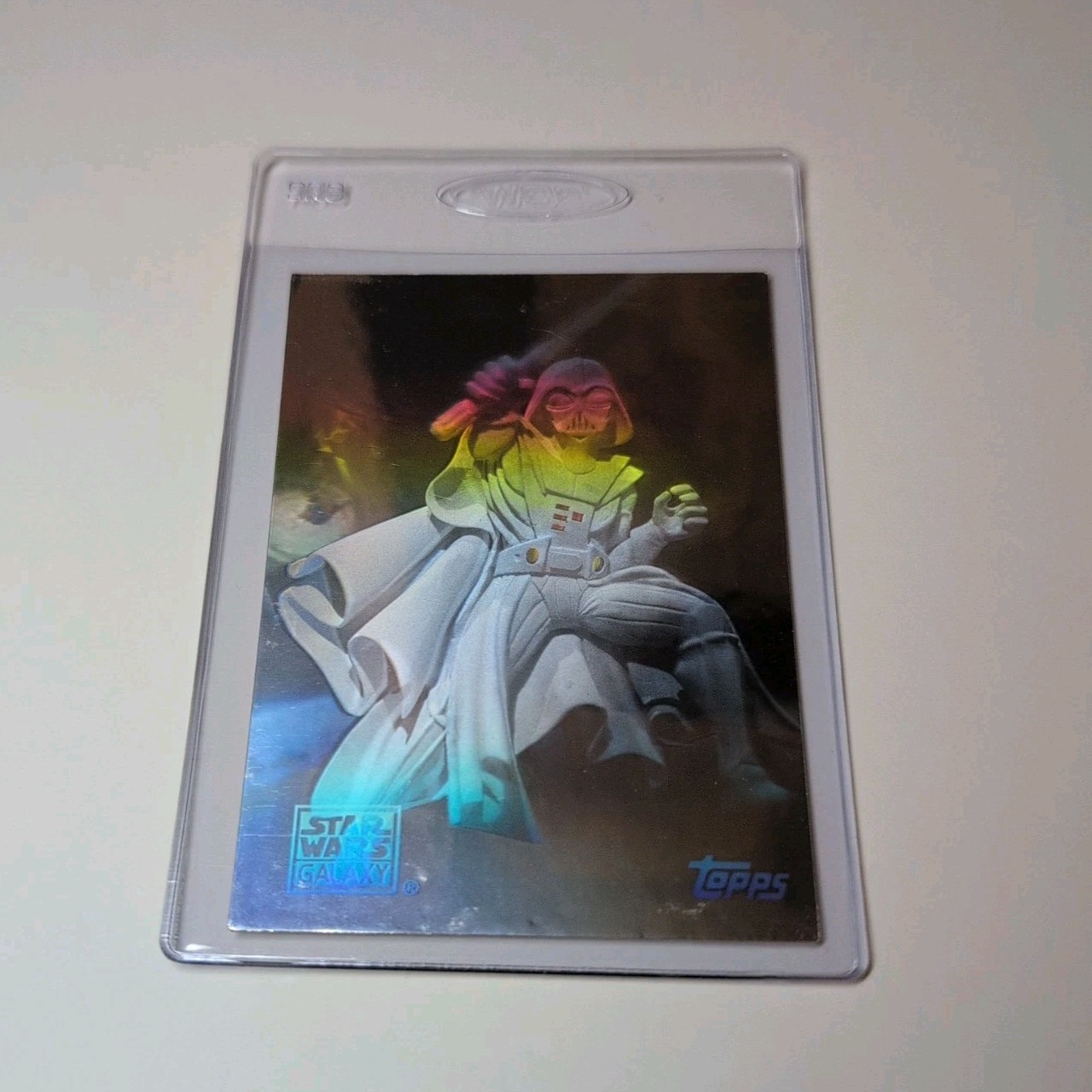 Rare 1993 TOPPS Star Wars Galaxy Factory Set Exclusive Darth Vader Hologram Card