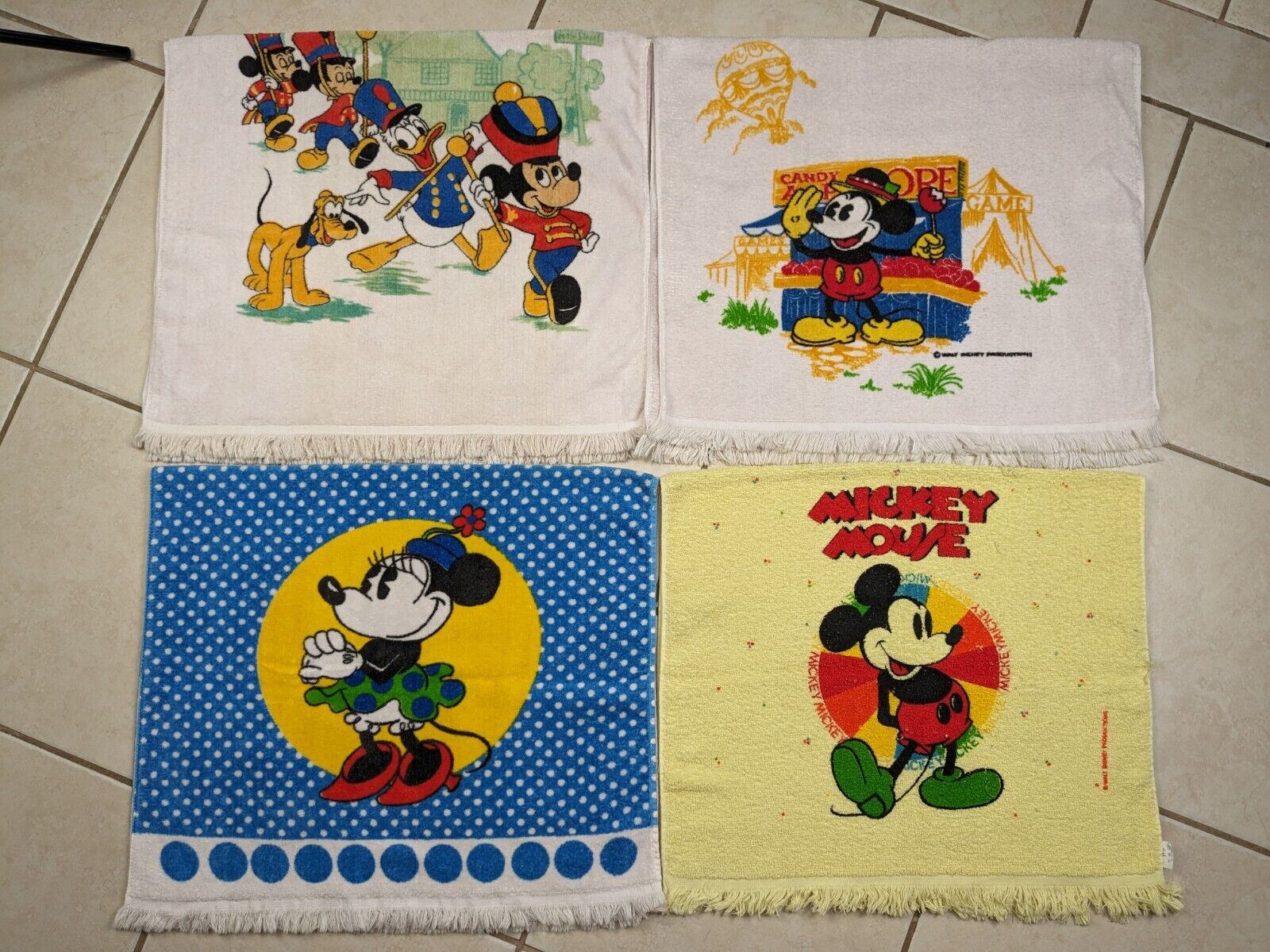 Lot (4) Vtg 80s Walt Disney Beach Bath Towels Mickey Minnie Mouse Donald Goofy