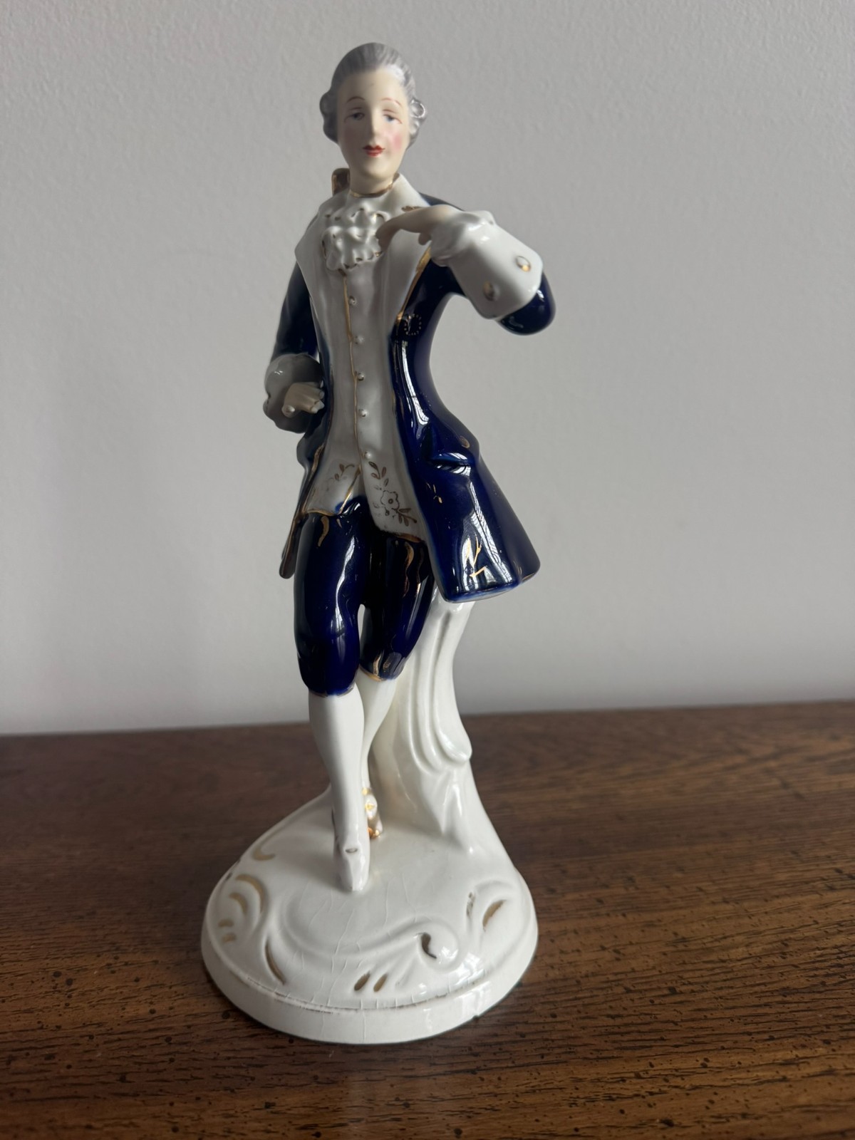 Vintage Royal Dux Czechoslovakia Porcelain Figurine Rococo Cavalier Dancer Vintage Royal Dux Czechoslovakia Porcelain Figurine Rococo Cavalier Dancer