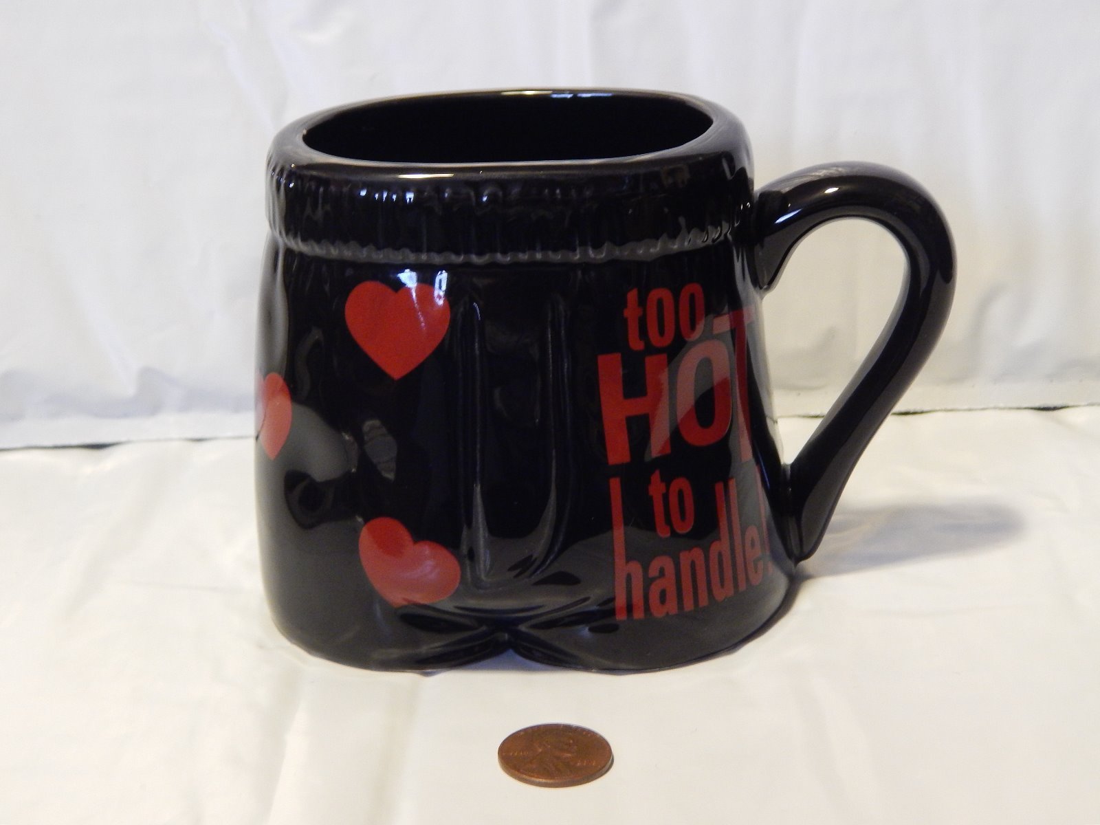 AVON - Too Hot To Handle - Ceramic Coffee MUG - (Black/Red) .) Ltd.)