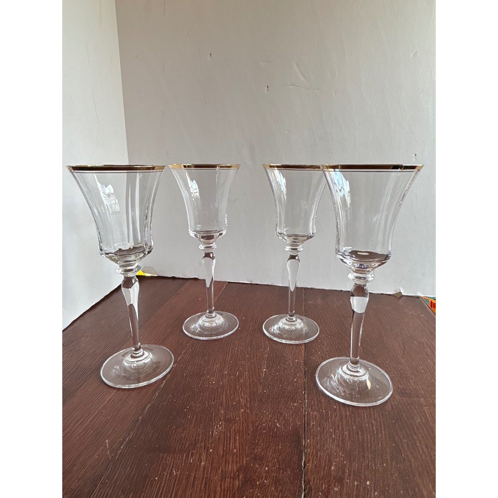 Set of 4 Vintage Optic Crystal Wine Glasses Gold Trim Rim Flared Stemware 9.25\