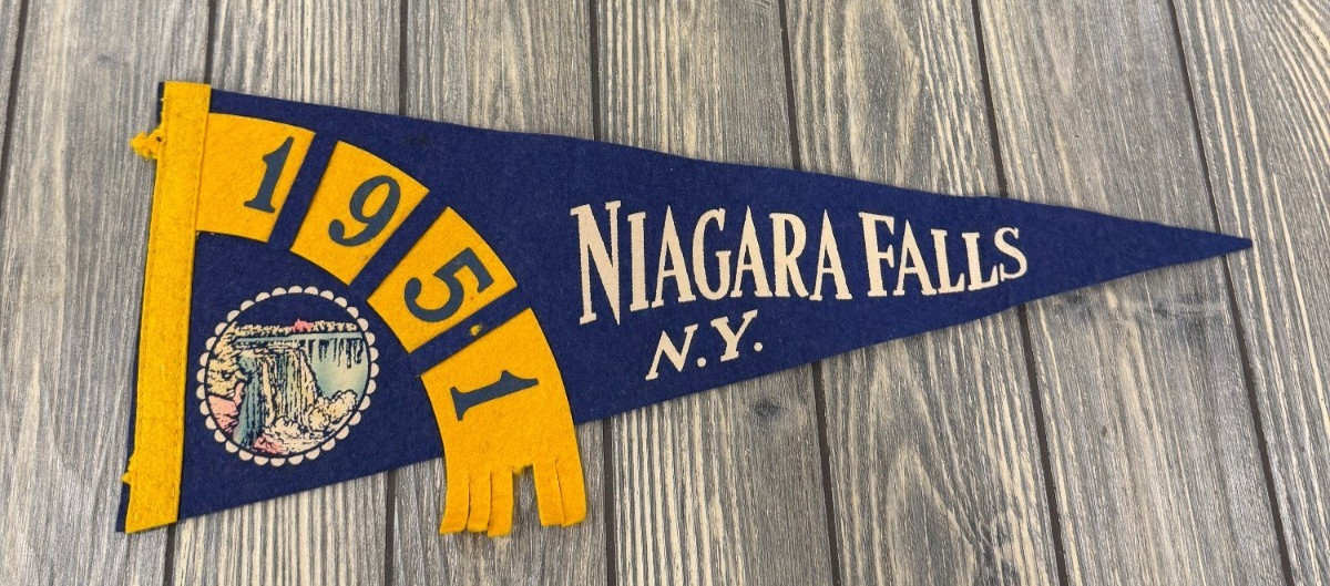 Vintage 1951 Niagara Falls N.Y. Felt Pennant