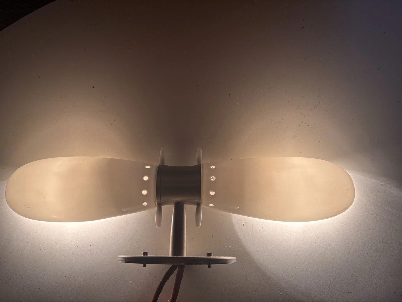 Tobia Scarpa’s TURNING WS2 Ceiling/Wall design w/Adj. Porcelain Diffusers. Italy Tobia Scarpa’s TURNING WS2 Ceiling/Wall design w/Adj. Porcelain Diffusers. Italy