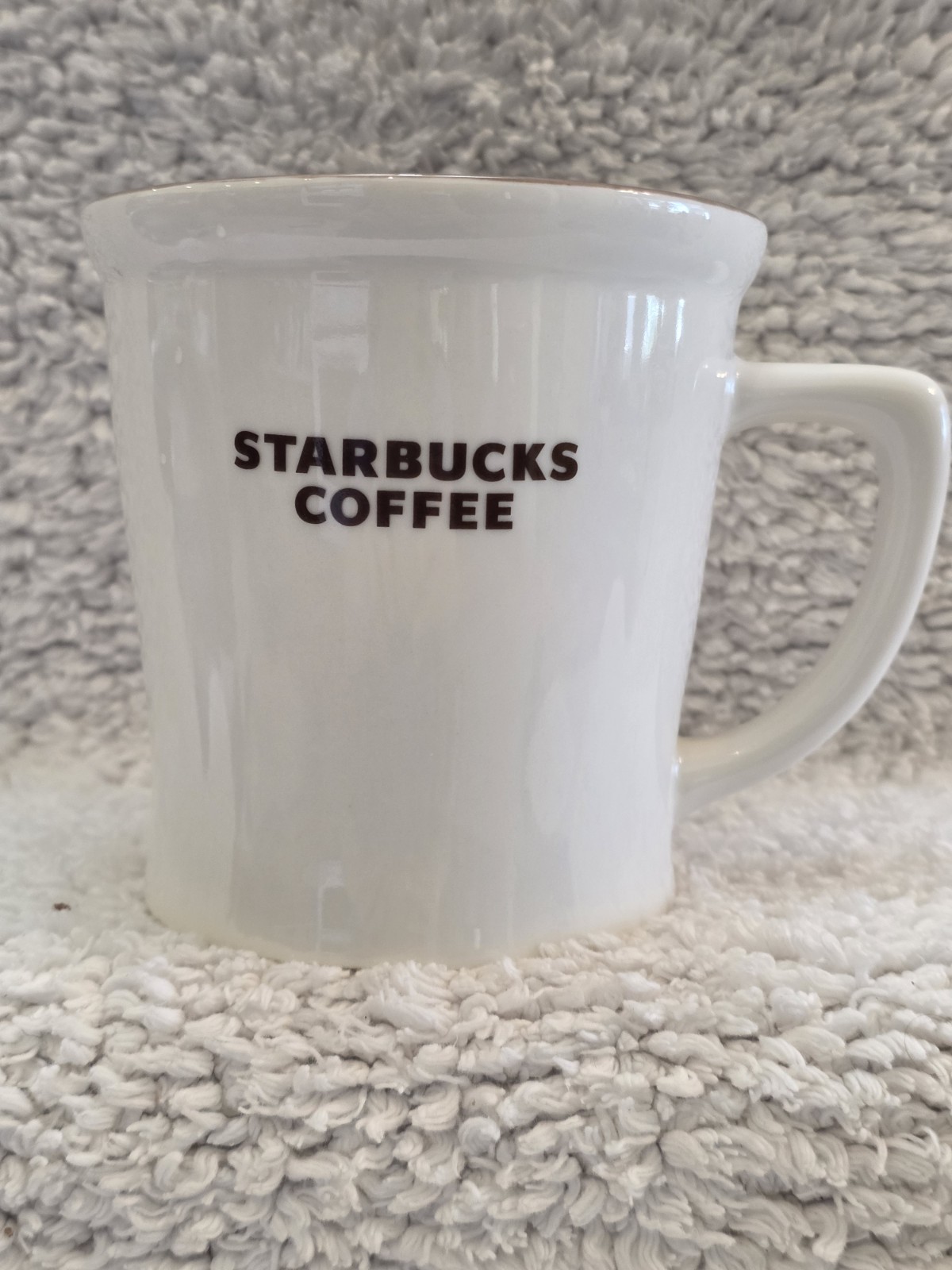 Starbucks Coffee Co. 2009 White Brown Oversized 16oz Mug New  Bone China