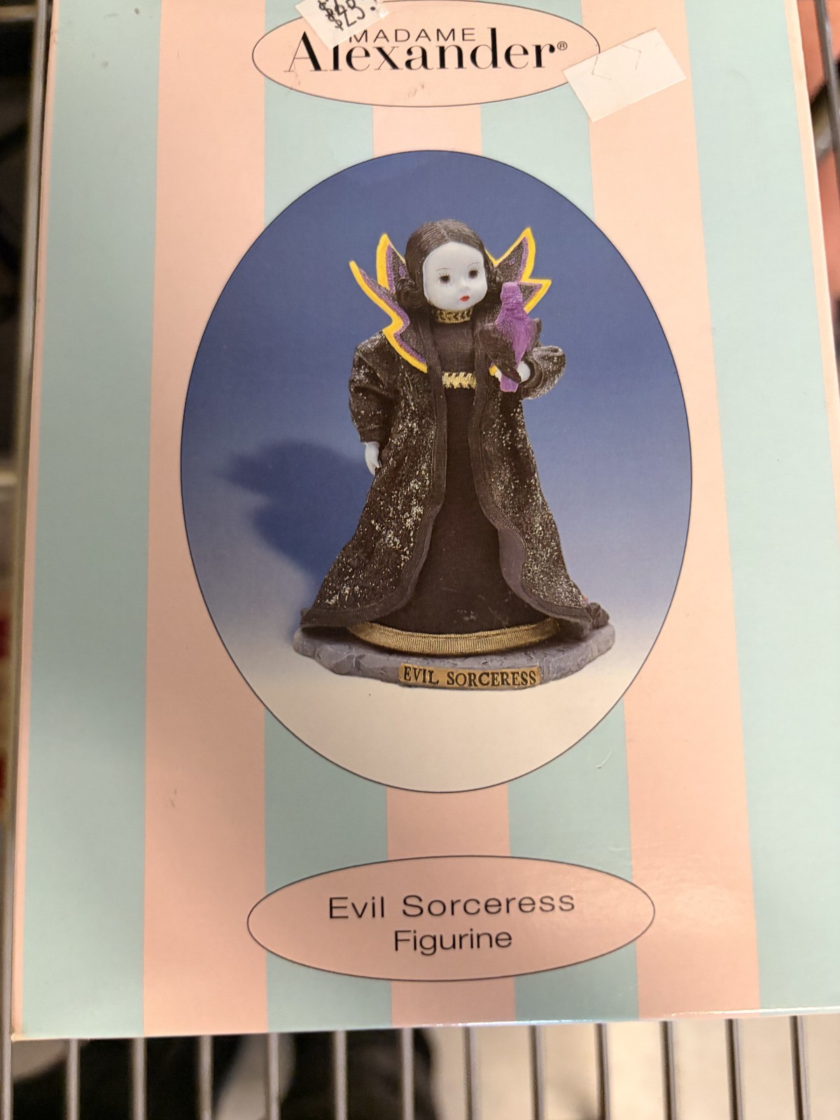 Madame Alexander Evil Sorceress Figurine 2001 Sleeping Beauty Vintage (I have 2) Madame Alexander Evil Sorceress Figurine 2001 Sleeping Beauty Vintage (I have 2)