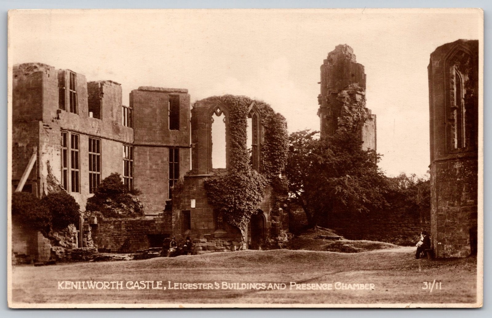 Kenilworth Castle Leicester\'s Buildings England Postcard BB572 Kenilworth Castle Leicester\'s Buildings England Postcard BB572