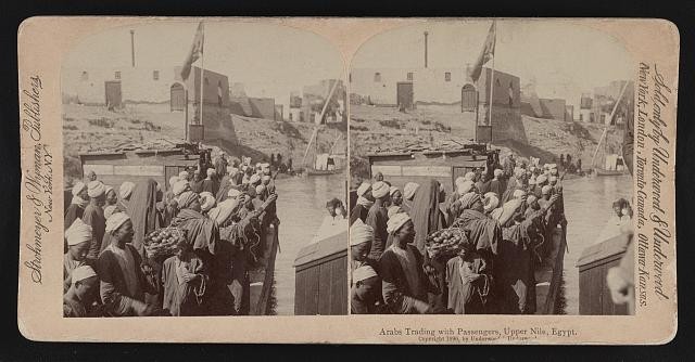 Photo:Upper Nile Egypt 1900s Arabs Trading with Passengers Stereoview