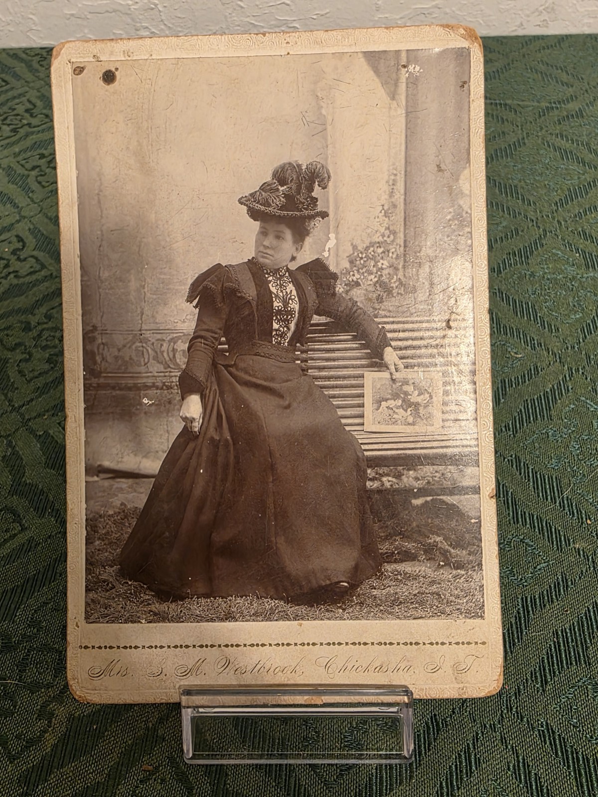 antique photo/cabinet 1897 dressed lady Chickasha indian territory 6.5\