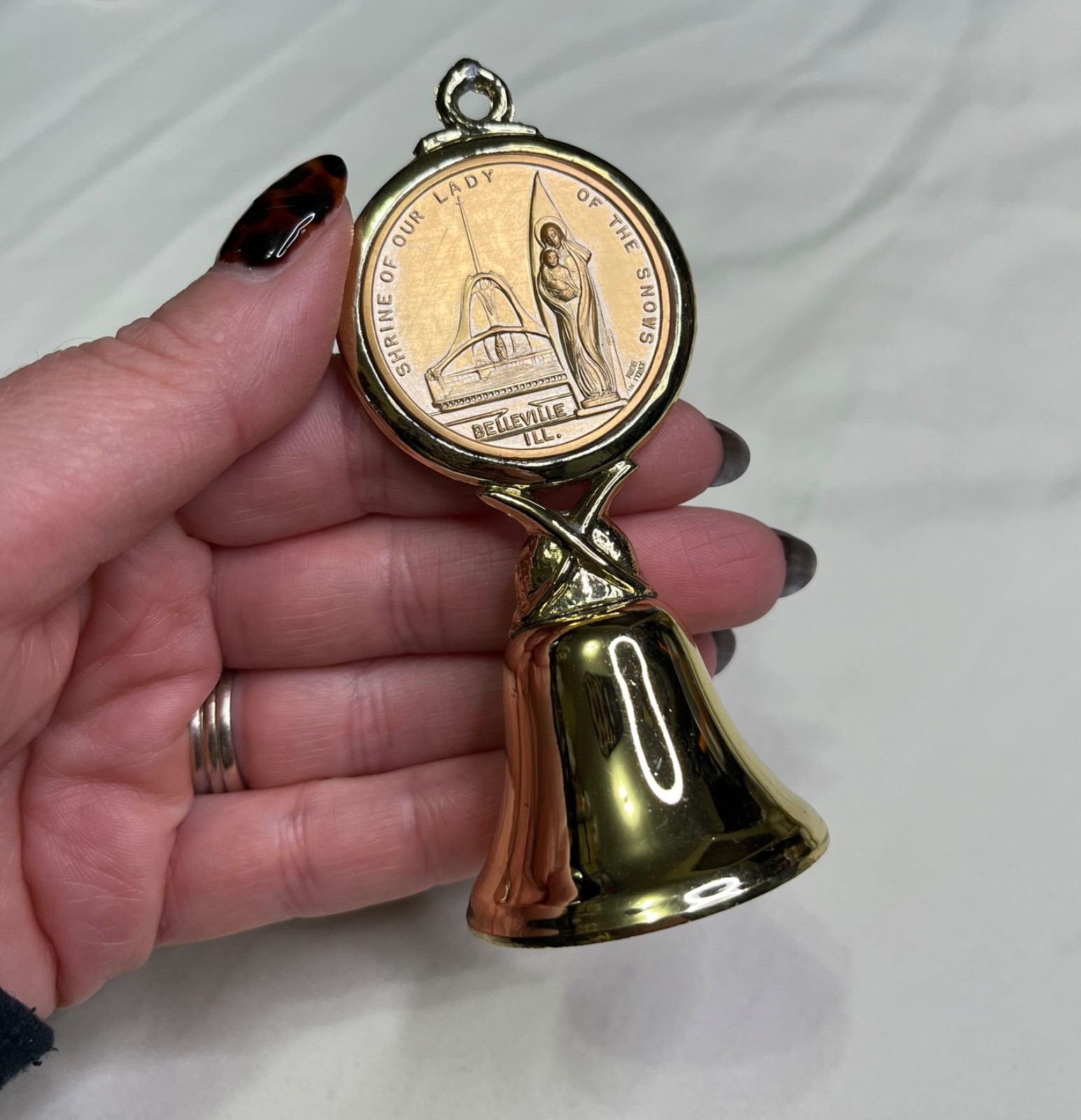 Vintage Our Lady of the Snows Shrine Belleville IL Gold Tone 4” Souvenir Bell