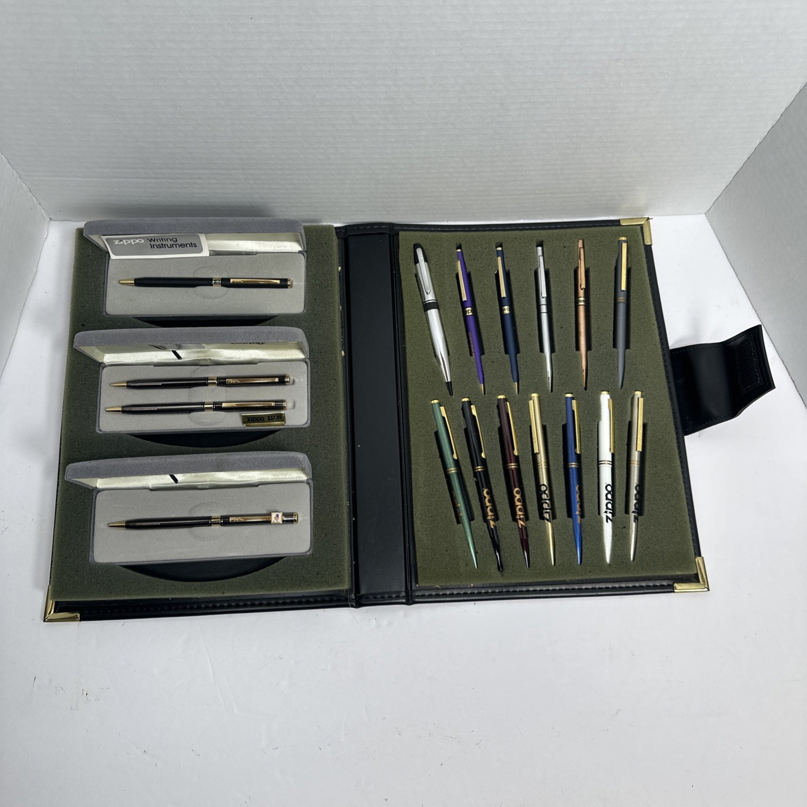 Rare Salesman Sample Set Of 14 Pens & 3 Pencils W/ Leather Case Zippo Rare Salesman Sample Set Of 14 Pens & 3 Pencils W/ Leather Case Zippo