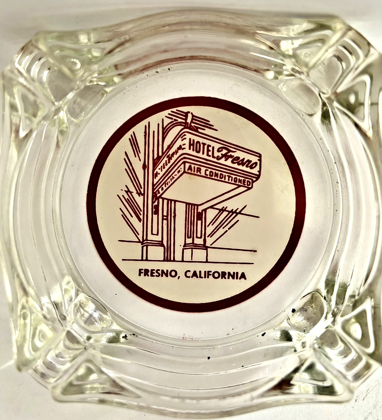 Vintage 1950\'s HOTEL Fresno California Glass Ashtray Mint Condition Tobacciana