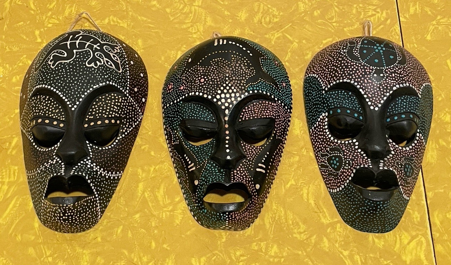 3 Aboriginal Australia Hand Made Dot Painted Wood Mask Art Lizard Dolphin Turtle 3 Aboriginal Australia Hand Made Dot Painted Wood Mask Art Lizard Dolphin Turtle