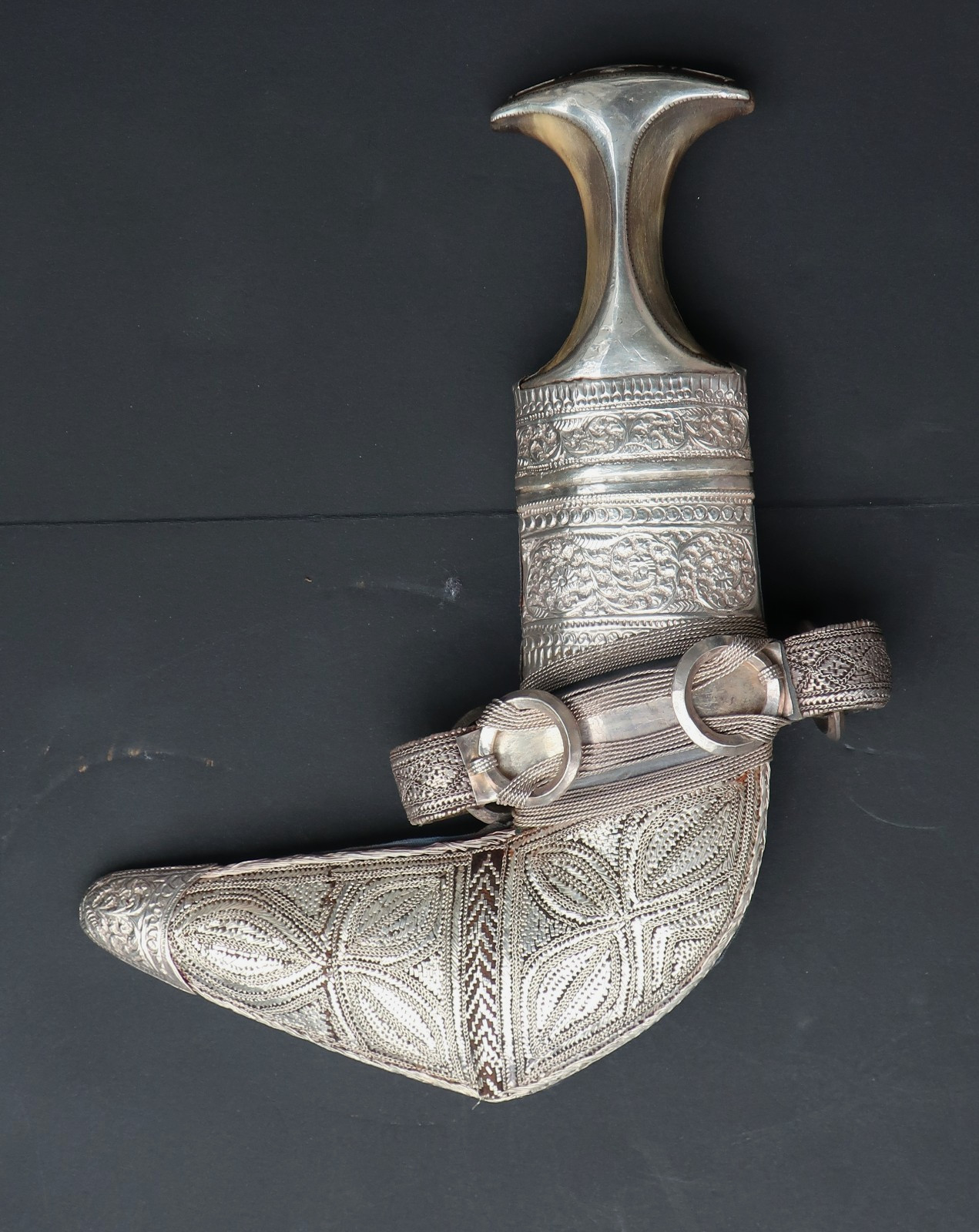 Vintage Middle Eastern Ornate Silver Omani Yemeni Saudi, Jambiya Dagger, Sheath Vintage Middle Eastern Ornate Silver Omani Yemeni Saudi, Jambiya Dagger, Sheath