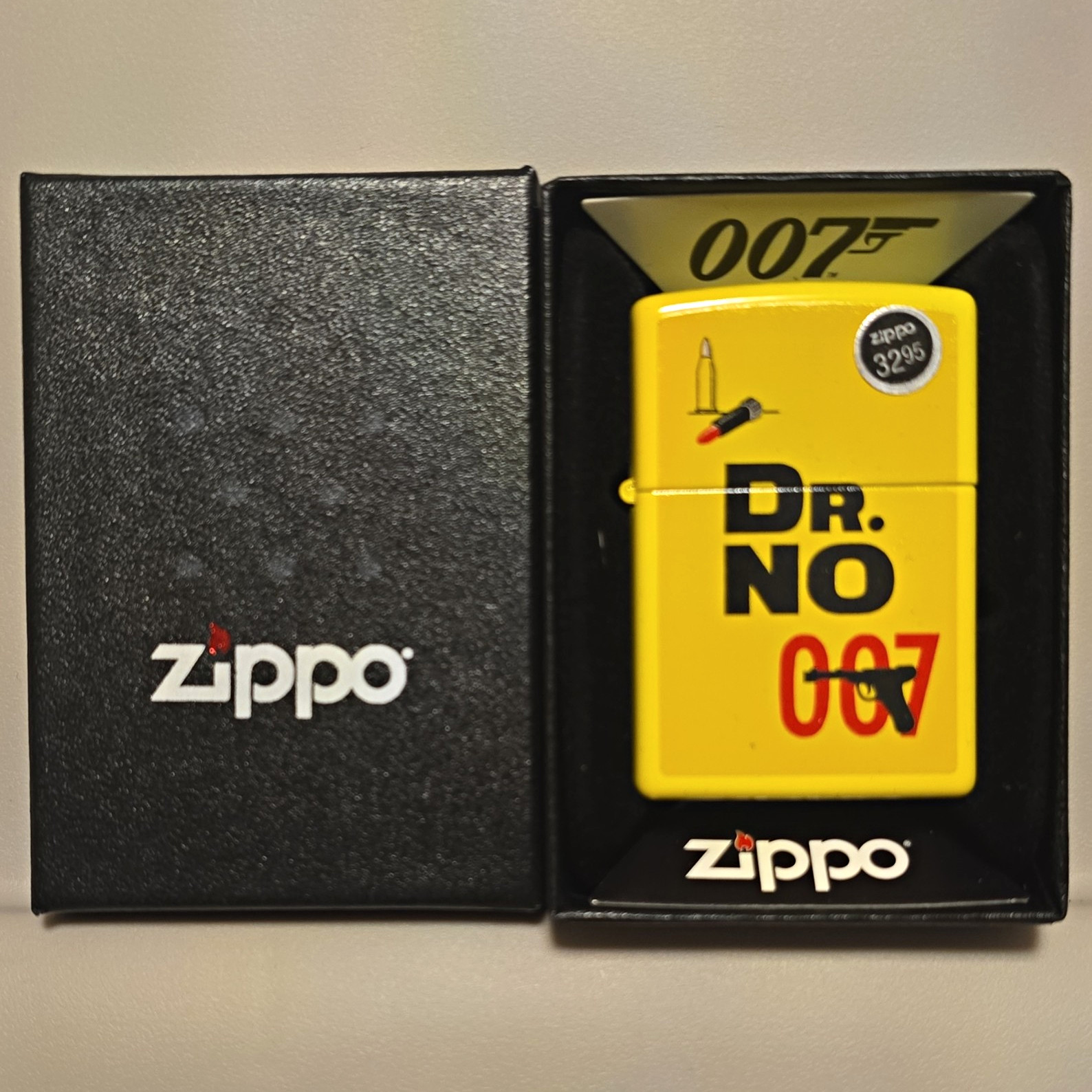Zippo James Bond 007 Dr. No Yellow Lighter in Box Movies Theme