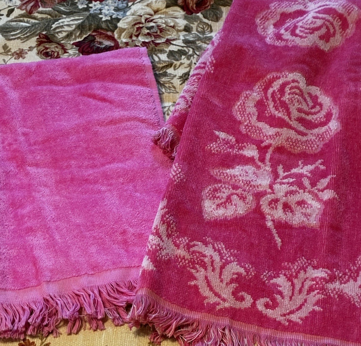 Vintage '60s Hand Towels  Pink/Rose 100% Cotton