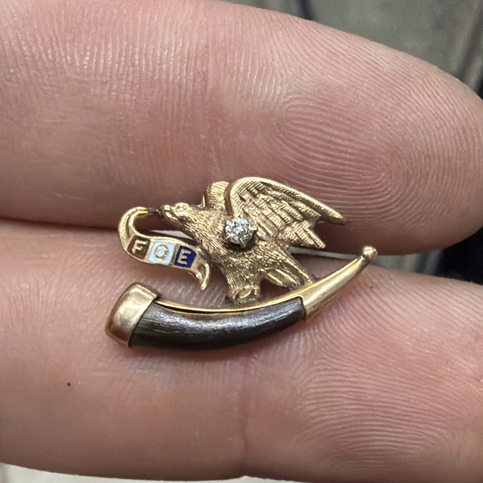 Vintage Rare FOE 10K Gold Eagle Diamond Screw Pin 1.5g