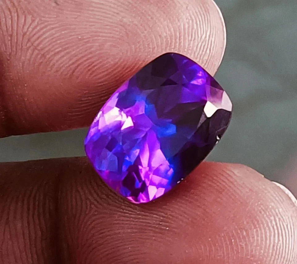 9.50 Ct+ Natural Montana BI-Color Sapphire Cushion Cut Certified Loose Gemstone