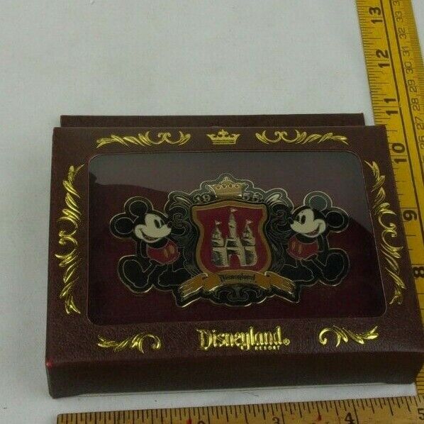 1955 Disneyland golden castle Mickey Mouse 2007 Disney Jumbo pin MIB