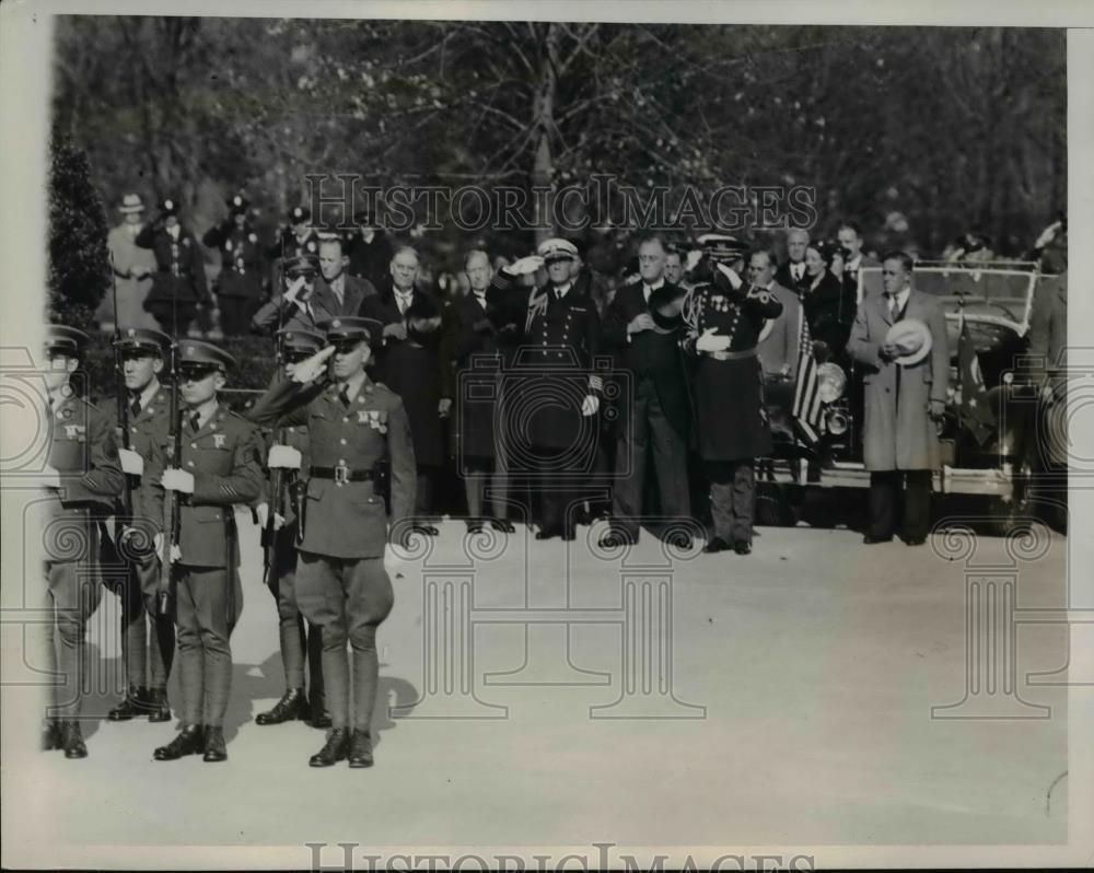 1934 Press Photo President Roosevelt and group of notables at Arlington Cemetery