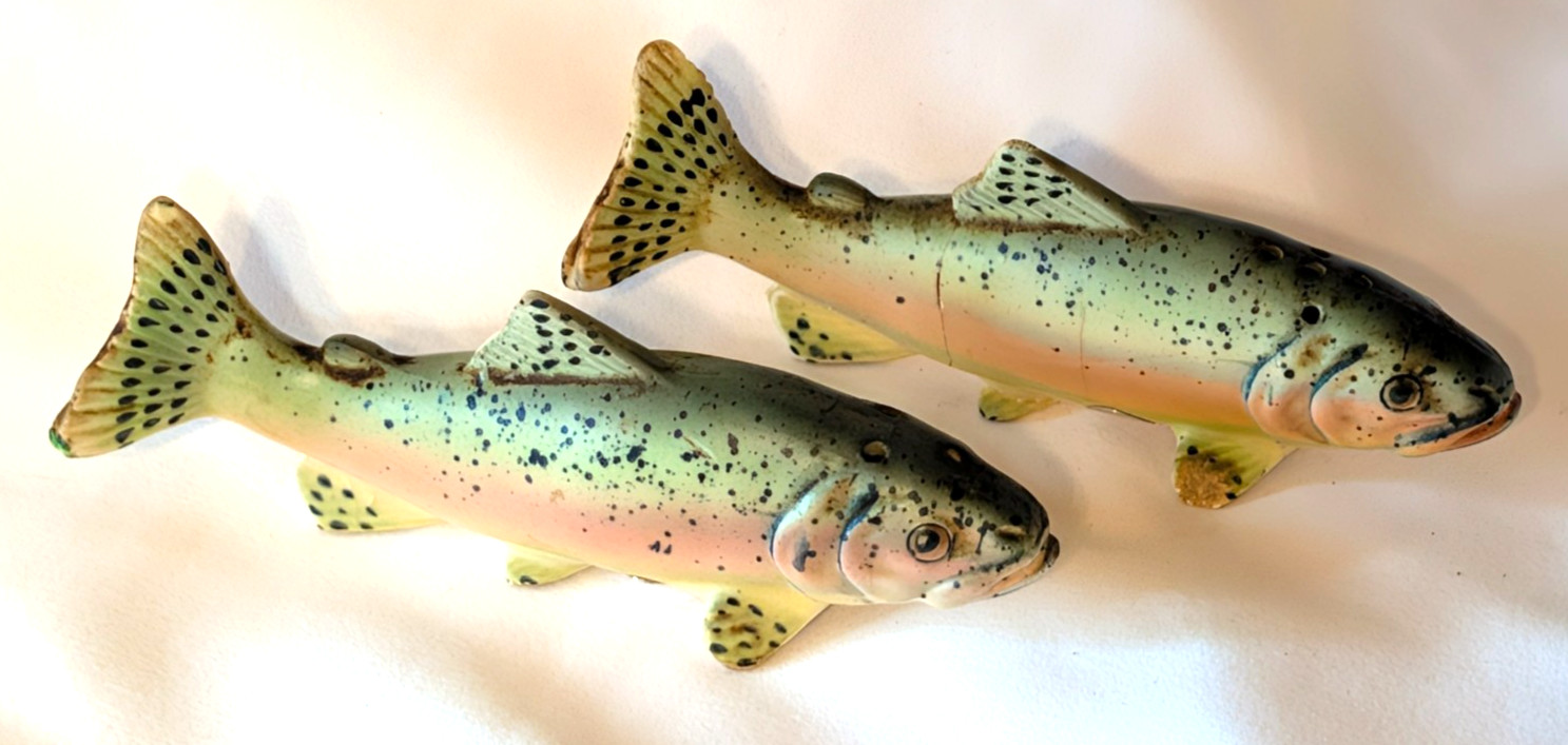 VTG Porcelain Ceramic Green Rainbow Trout Salt & Pepper Shakers Fishing Fish S&P