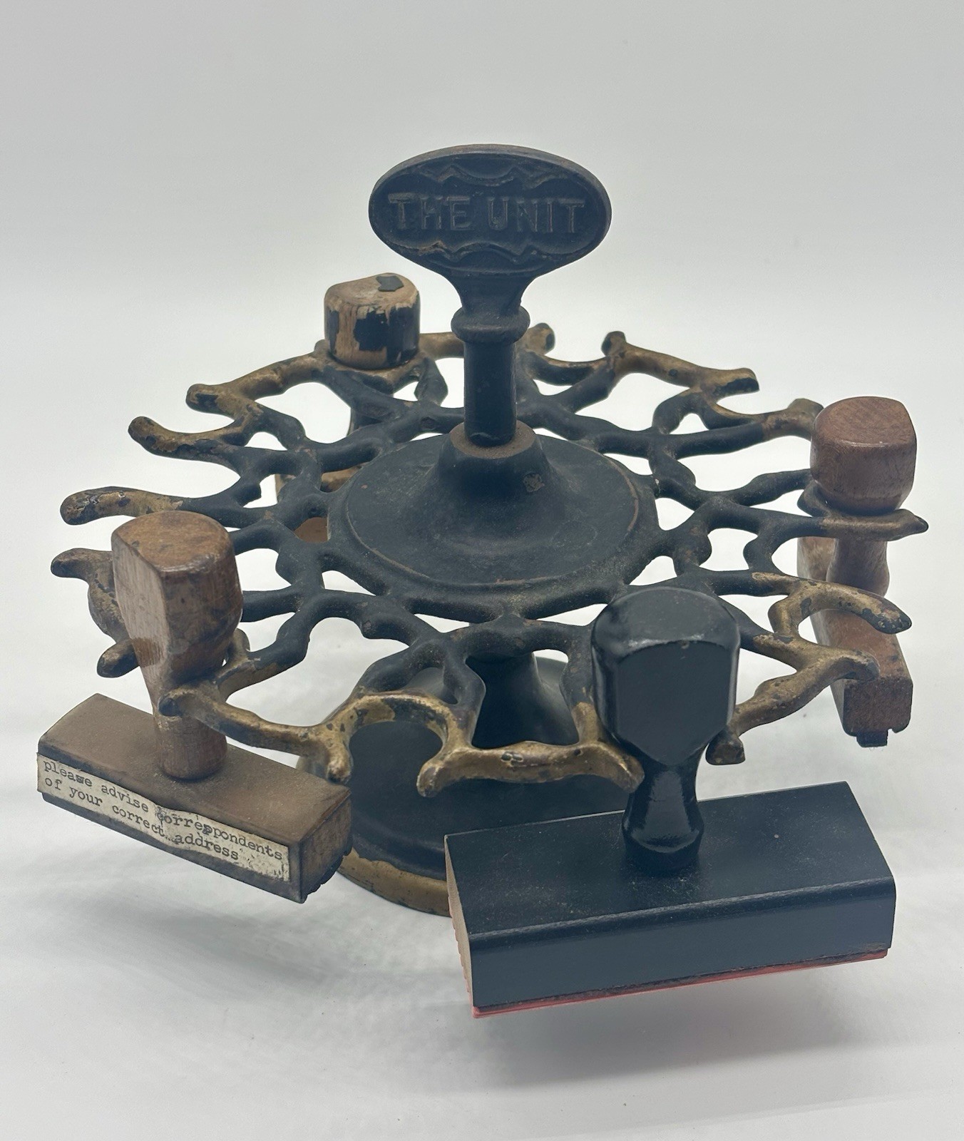 Vintage THE UNIT Cast Iron Rotary Rubber Stamp Holder Carousel 4 Wood Stamps
