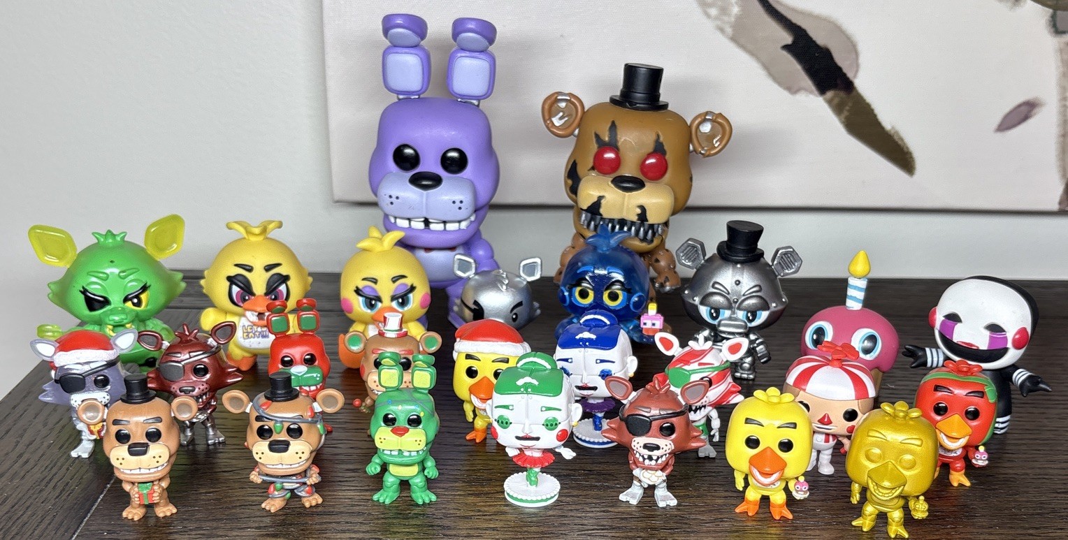 Five Nights At Freddy’s Funko Pop Lot Of 26 Rare Golden Chica Series 1 G