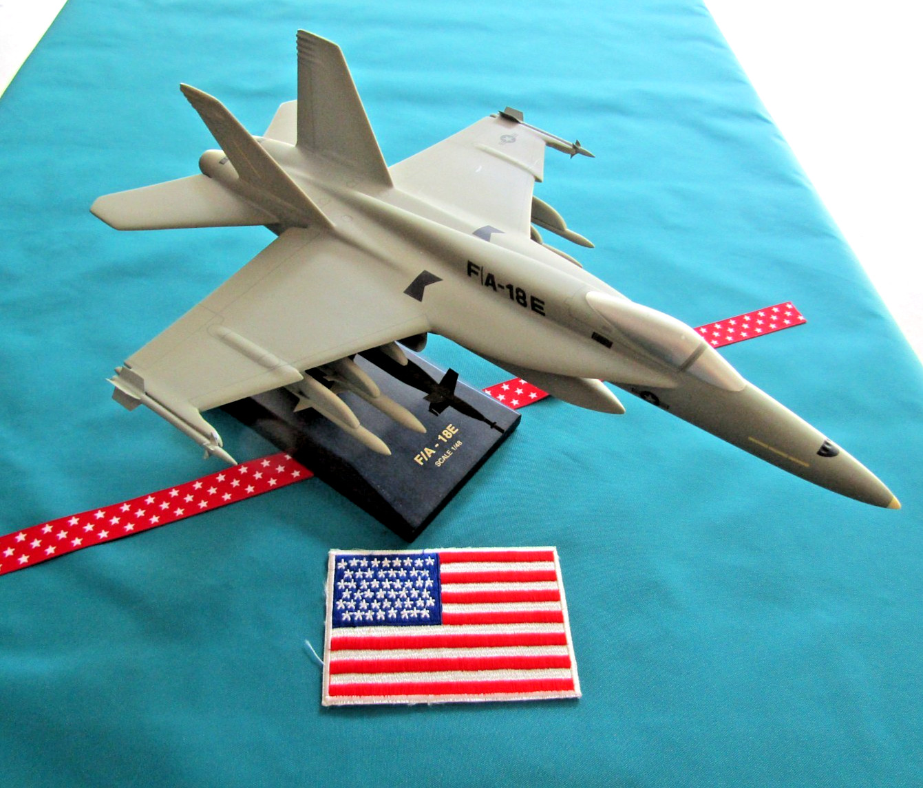 F/A- 18E Super Hornet Desktop Model Complete.